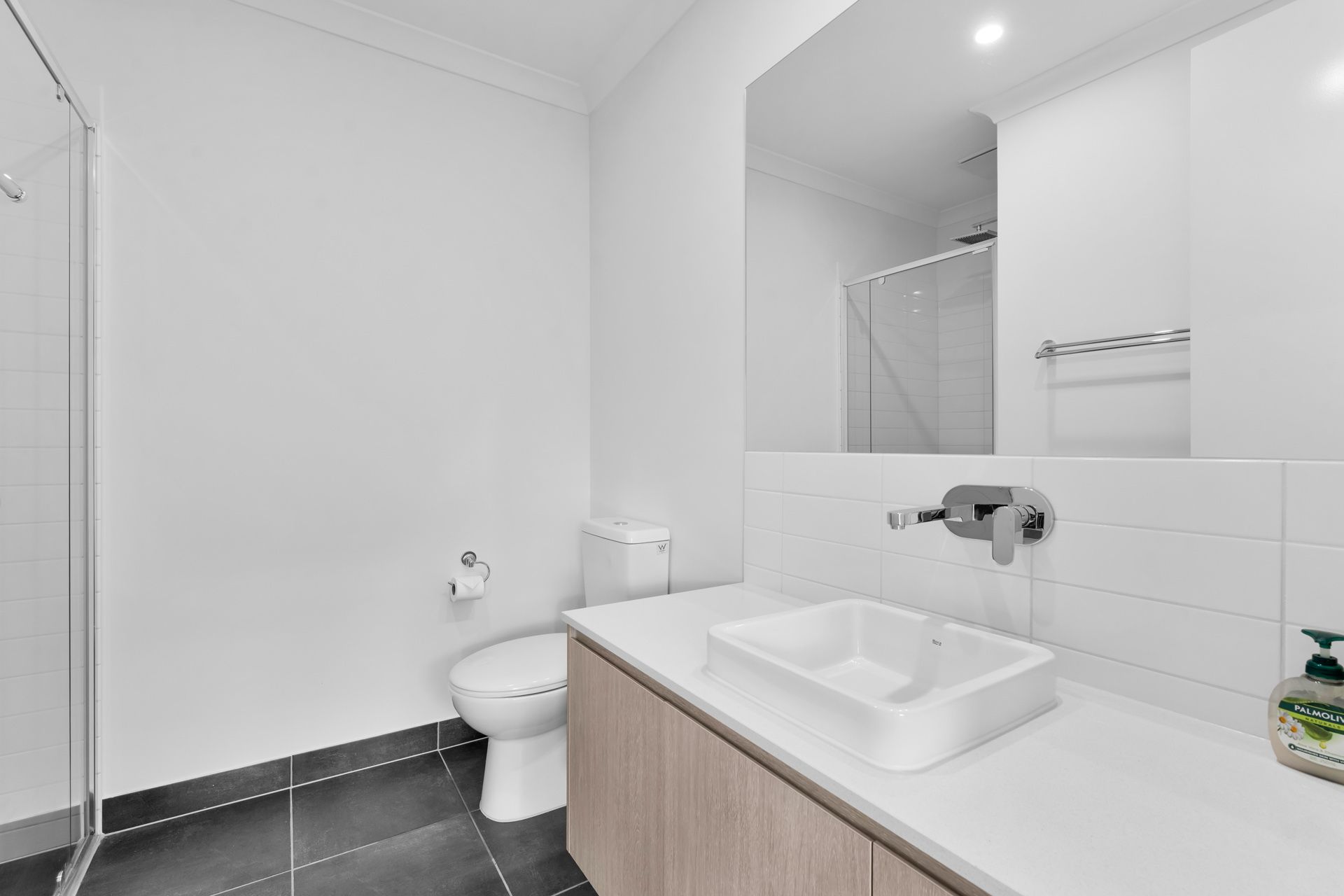 54B Hillview Drive — photo 5 of 12