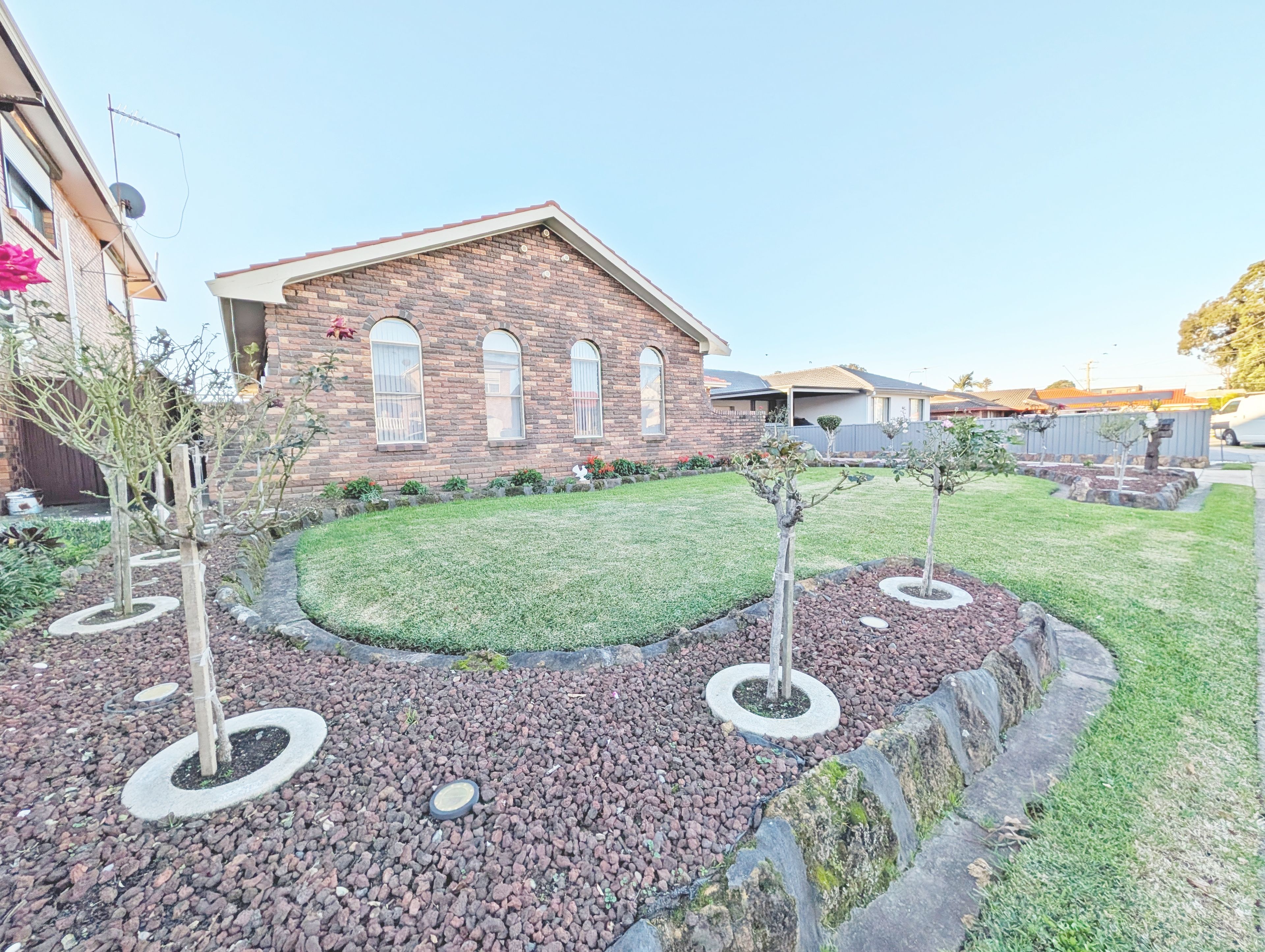 4 Thackeray Close, Wetherill Park, NSW 2164