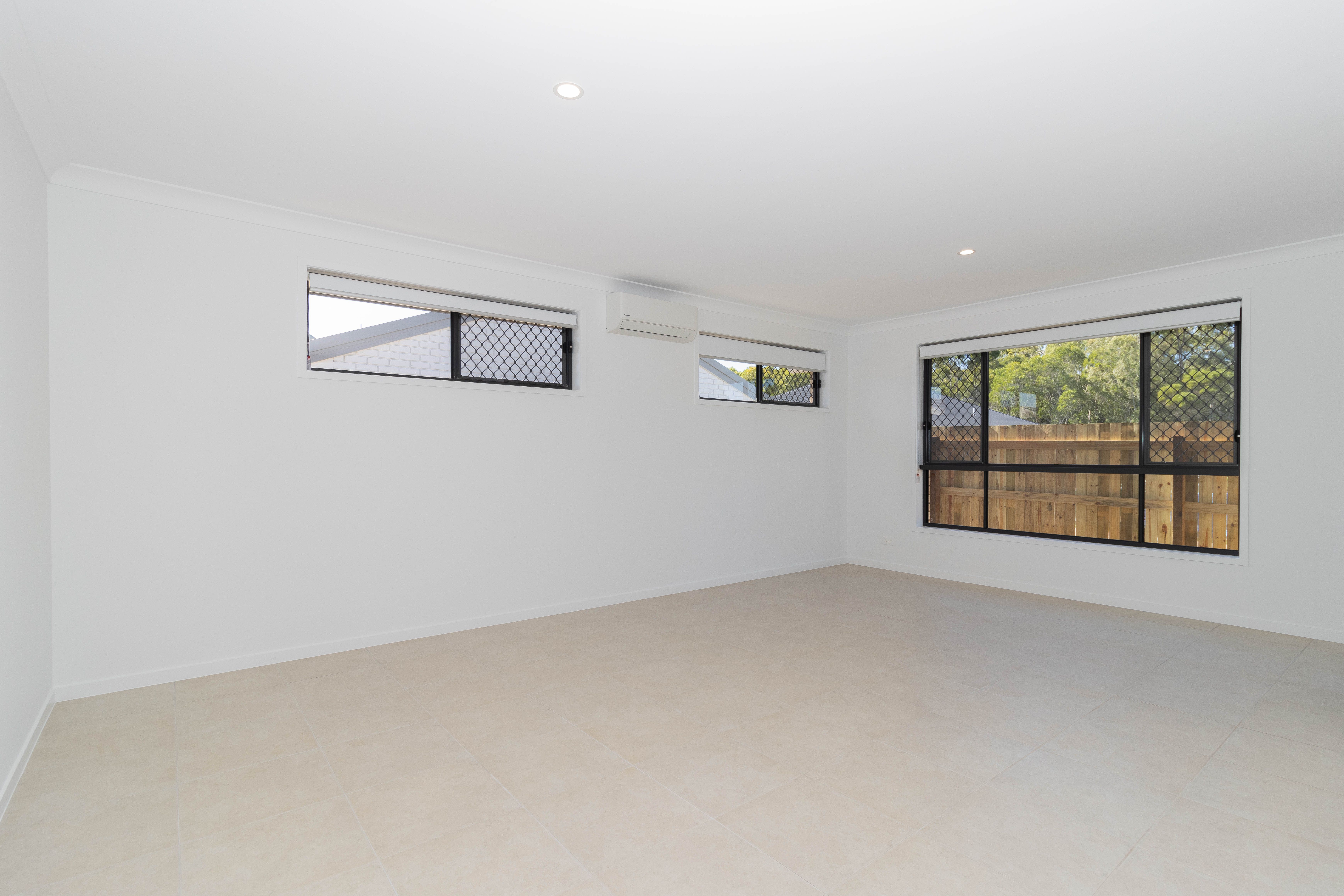 1/142 Bay Park Road, Wondunna, QLD 4655