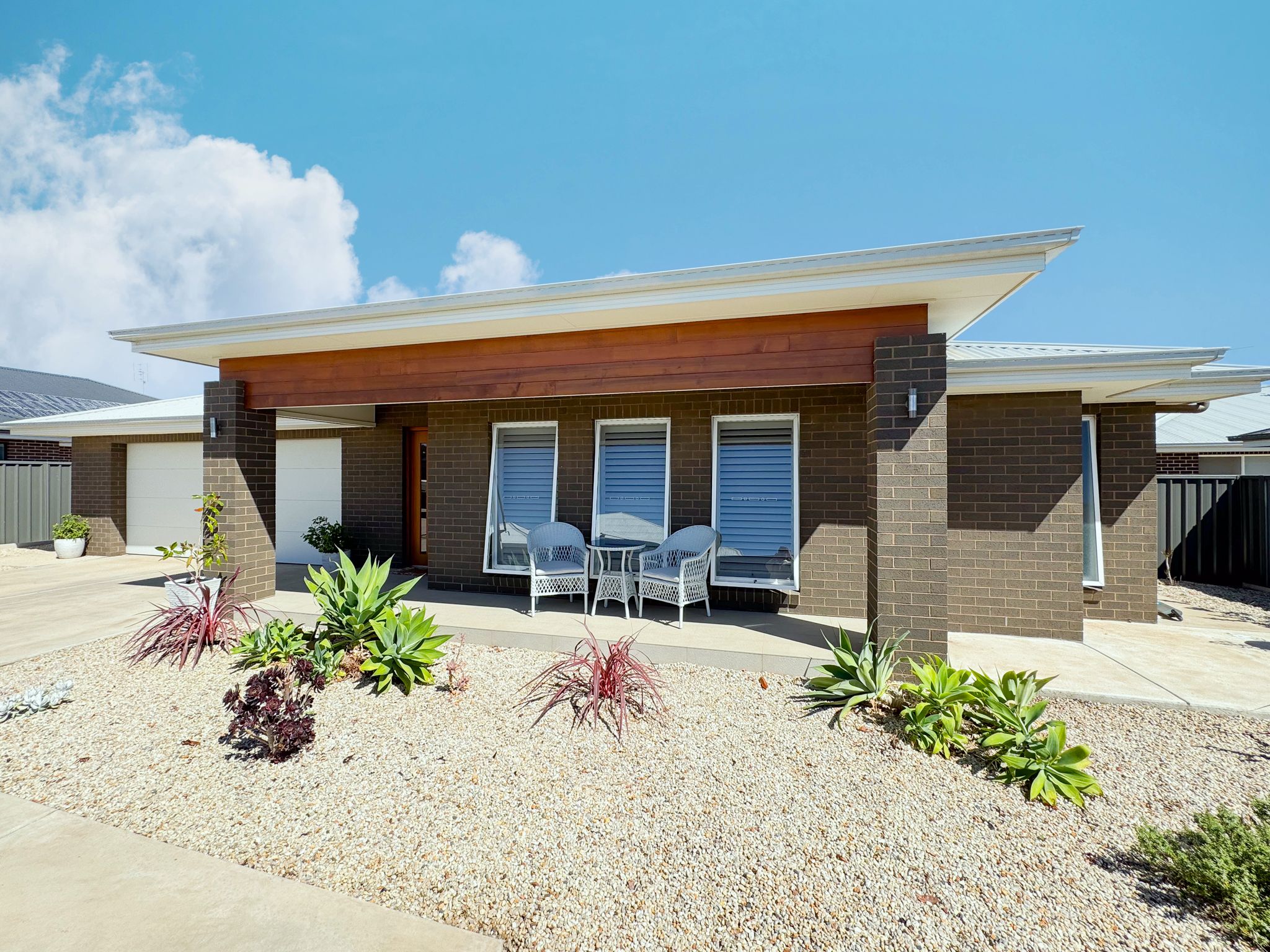 18 Charles Place, West Wyalong NSW 2671