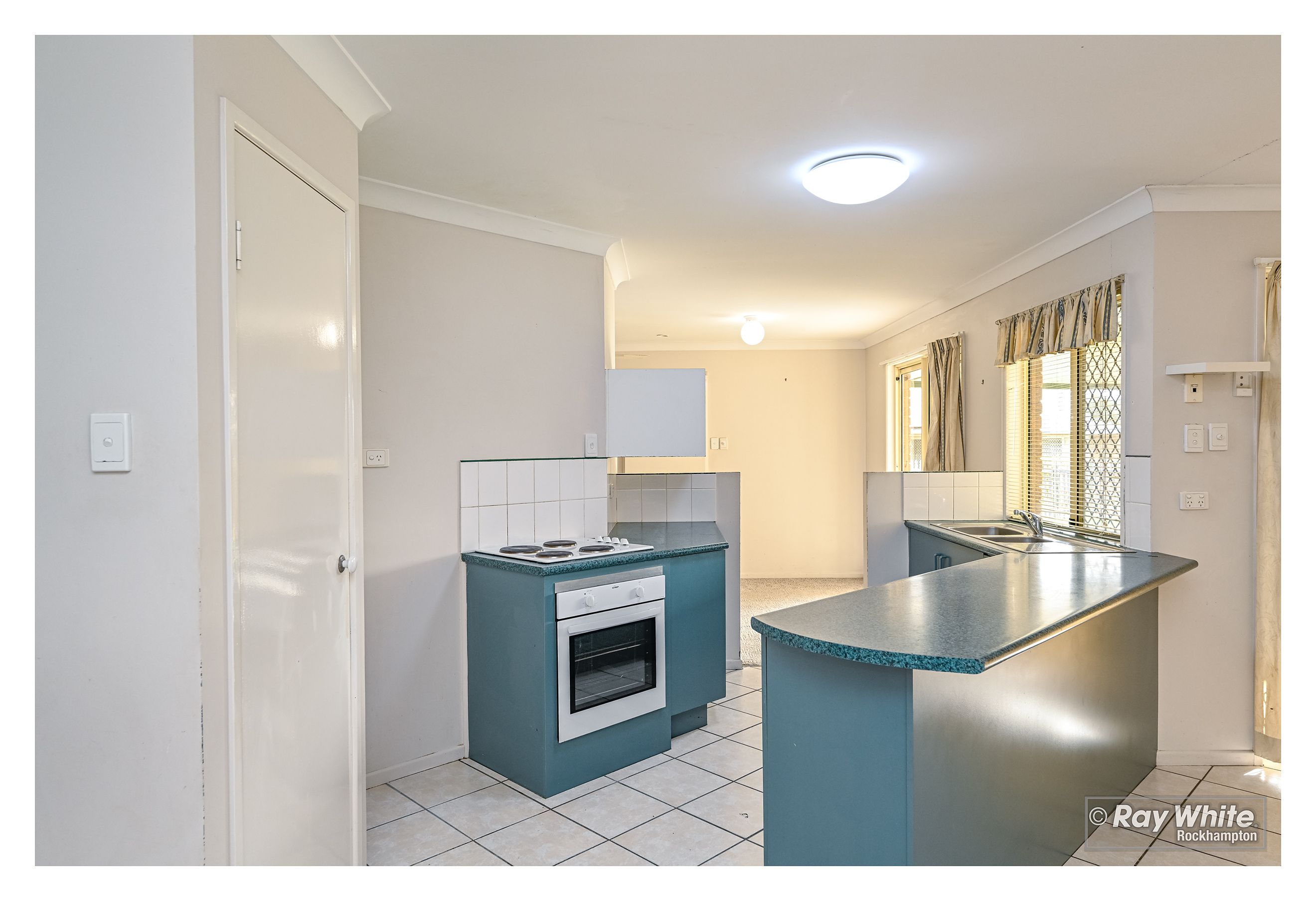 3 Cassia Street, Norman Gardens, QLD 4701