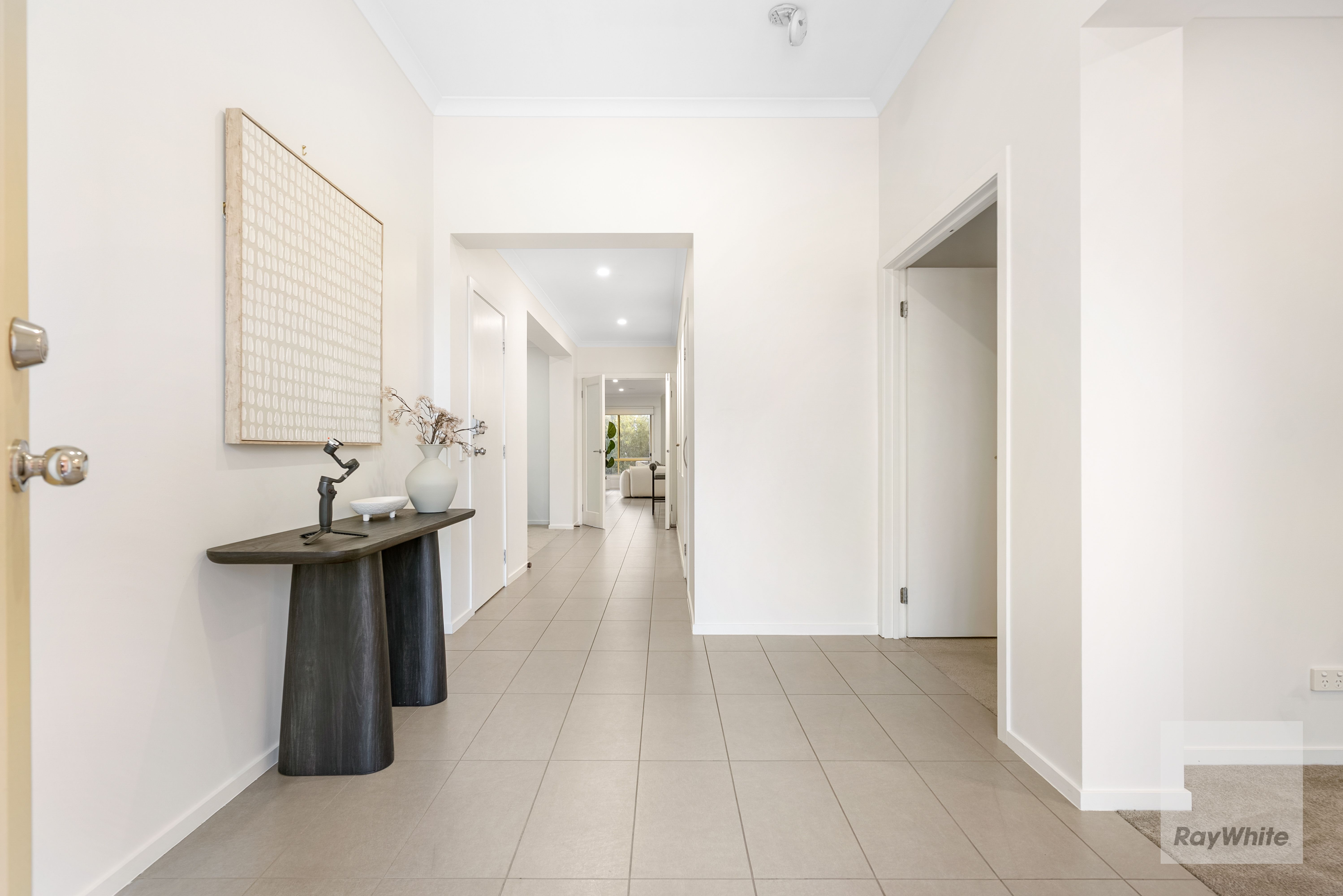 63 Hillcrest Drive, Hillside, VIC 3037