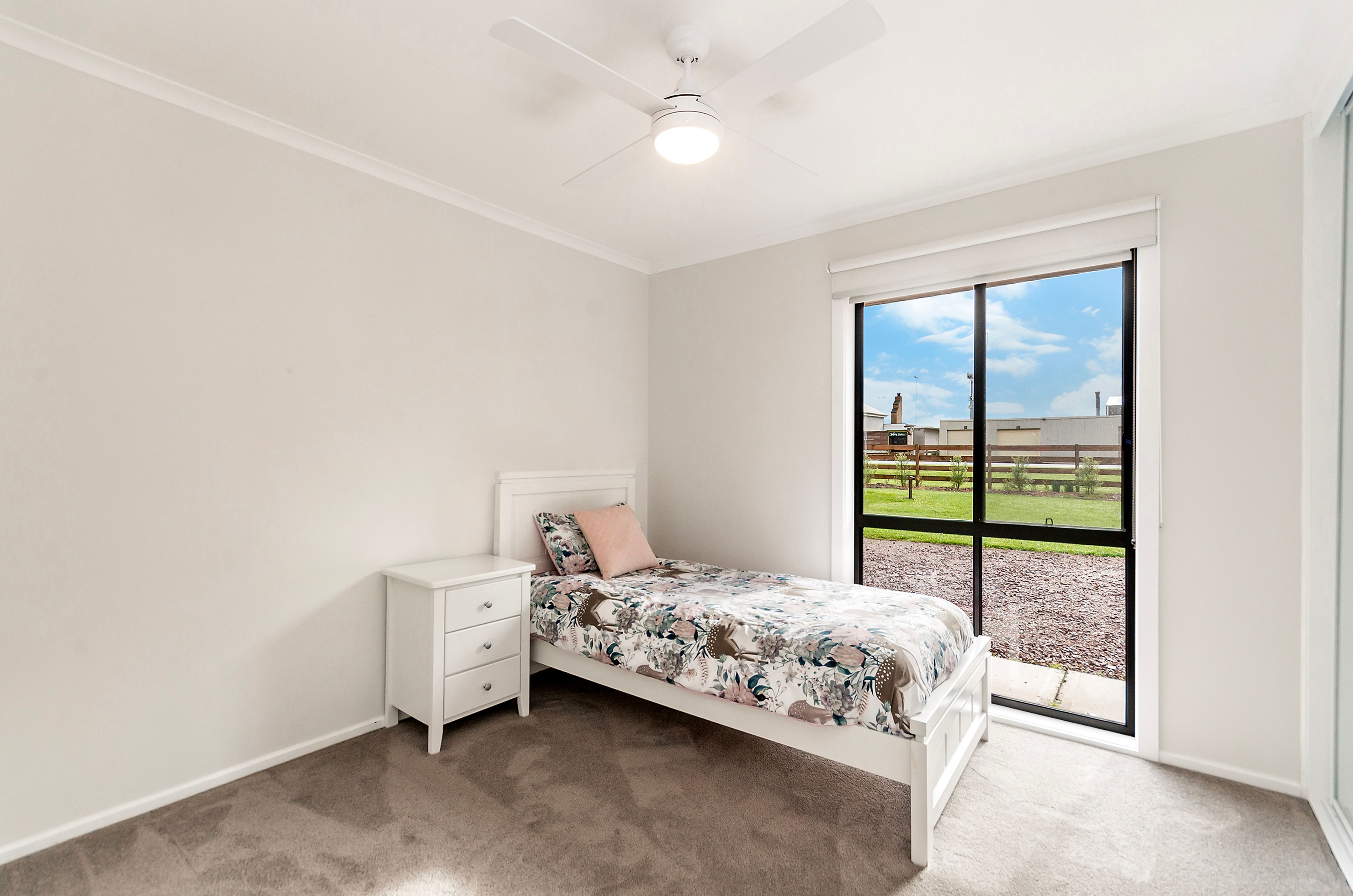 10 Barries Road — photo 10 of 14