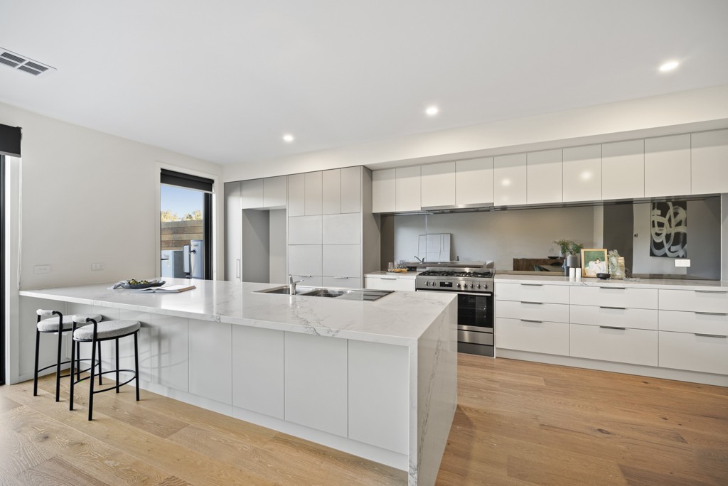 28 Emica Parade, Knoxfield, VIC 3180