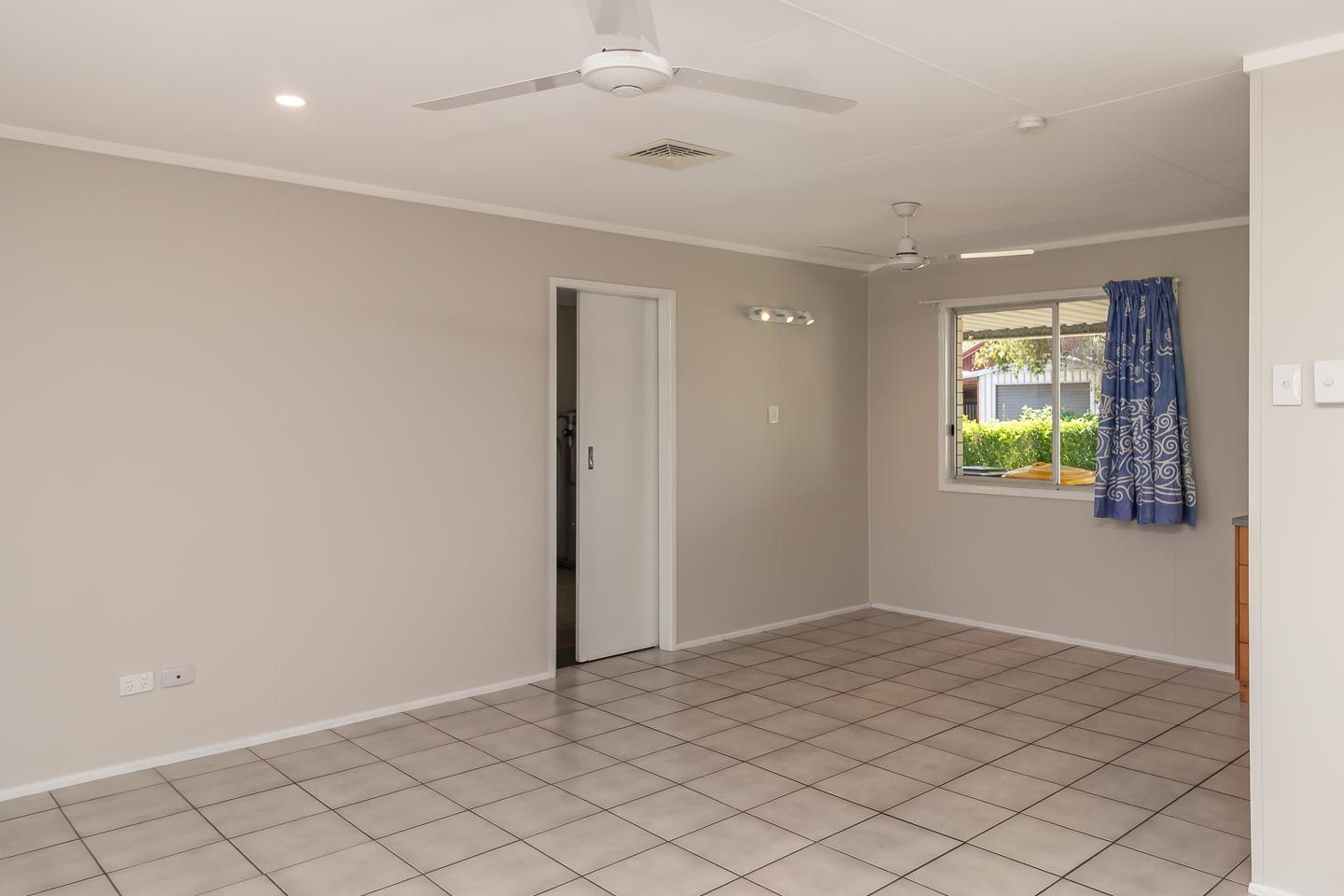 33 Riverview Drive, Burrum Heads, QLD 4659
