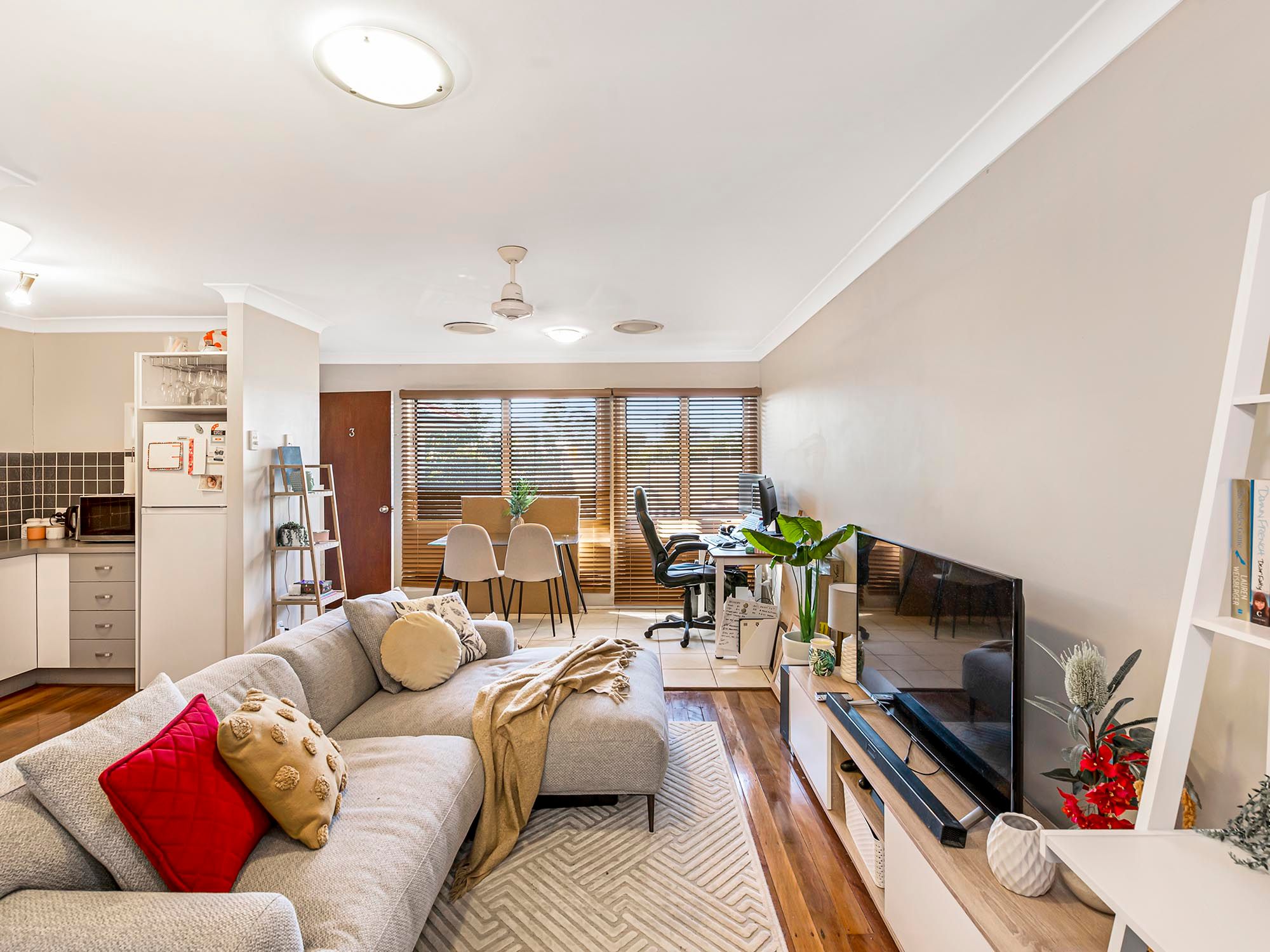 25 Reis Street, Woolloongabba QLD 4102