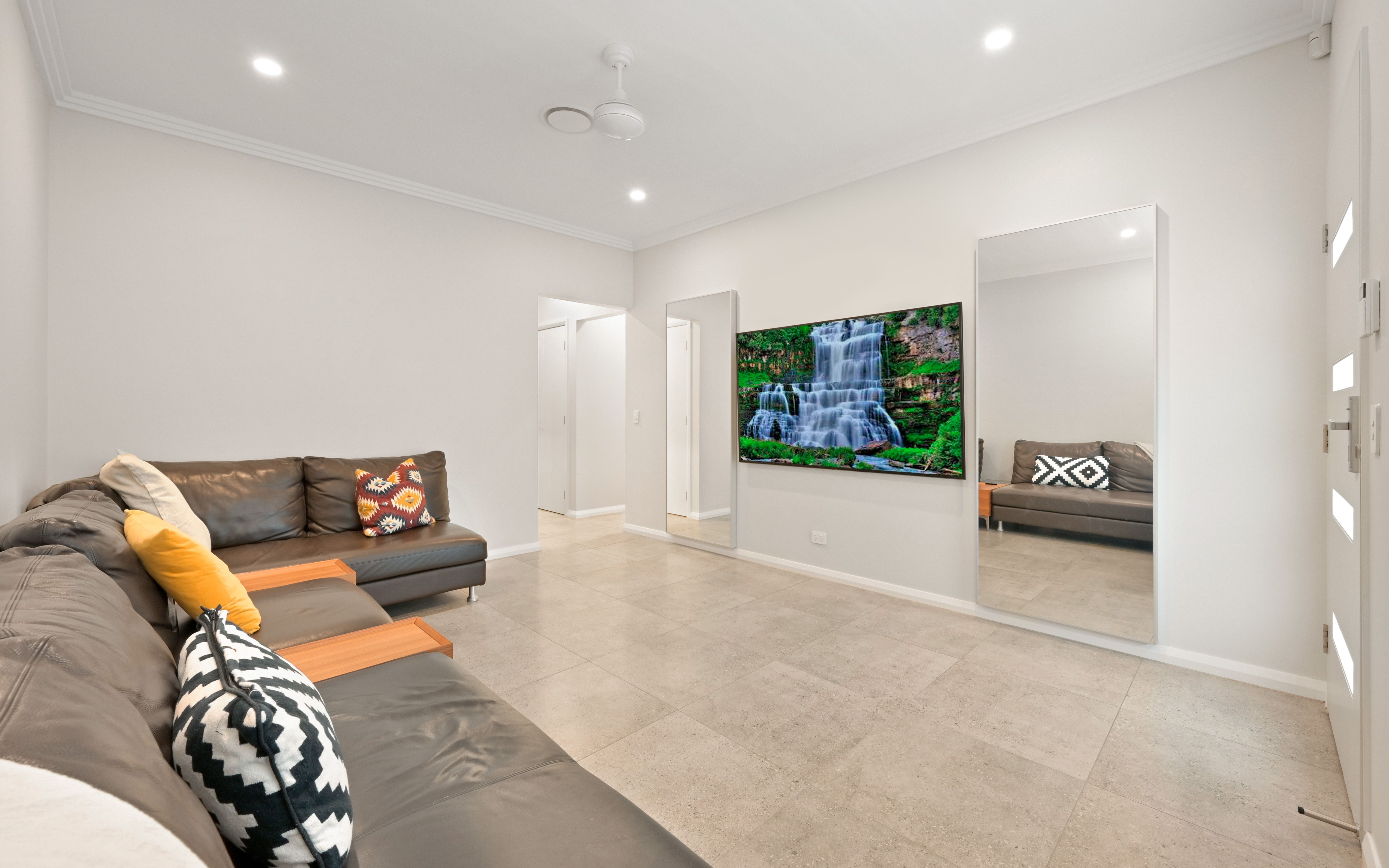 5/2 Wire Lane, Camden South, NSW 2570