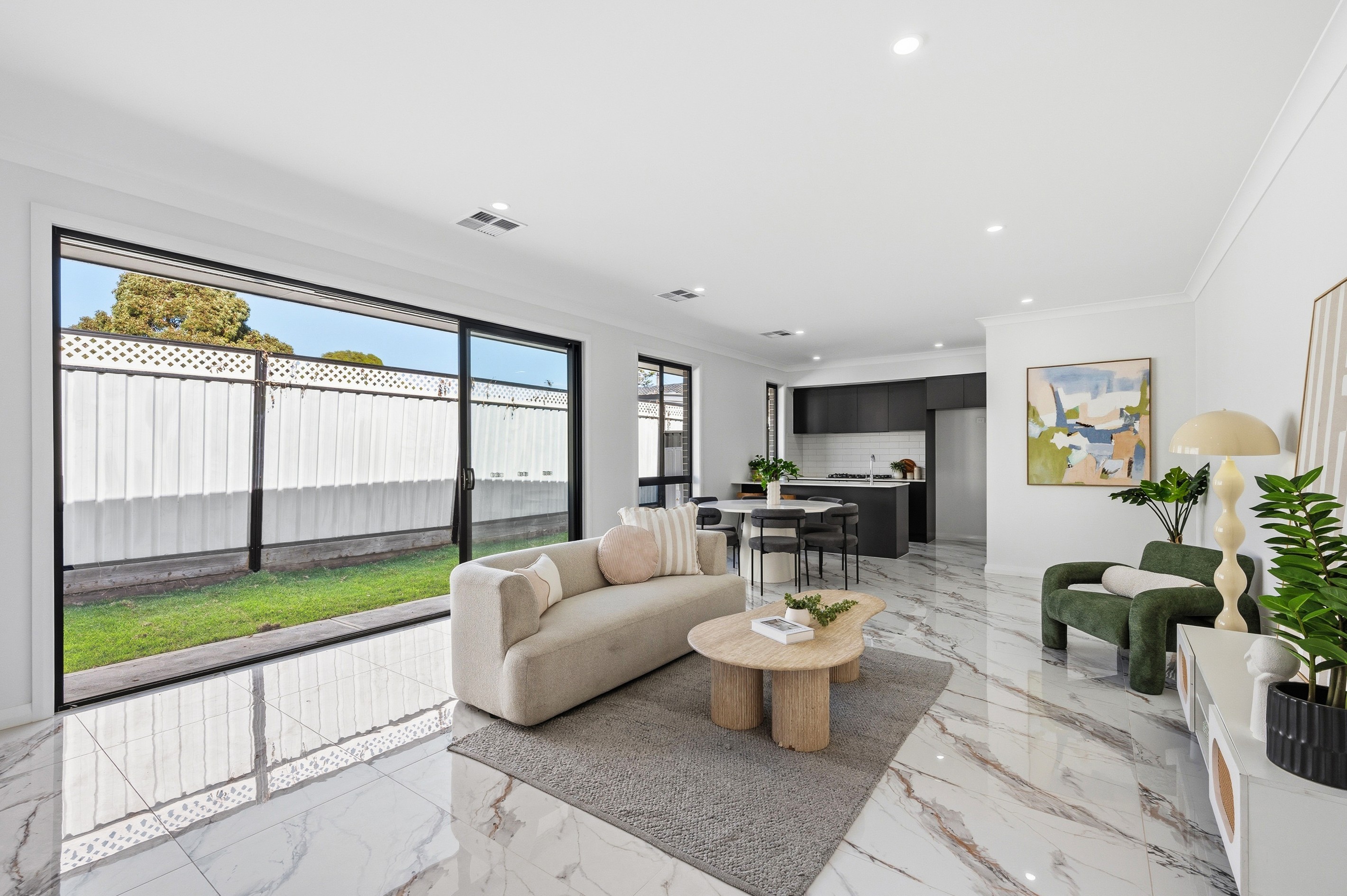 2 Claire Avenue, Morphett Vale, SA 5162