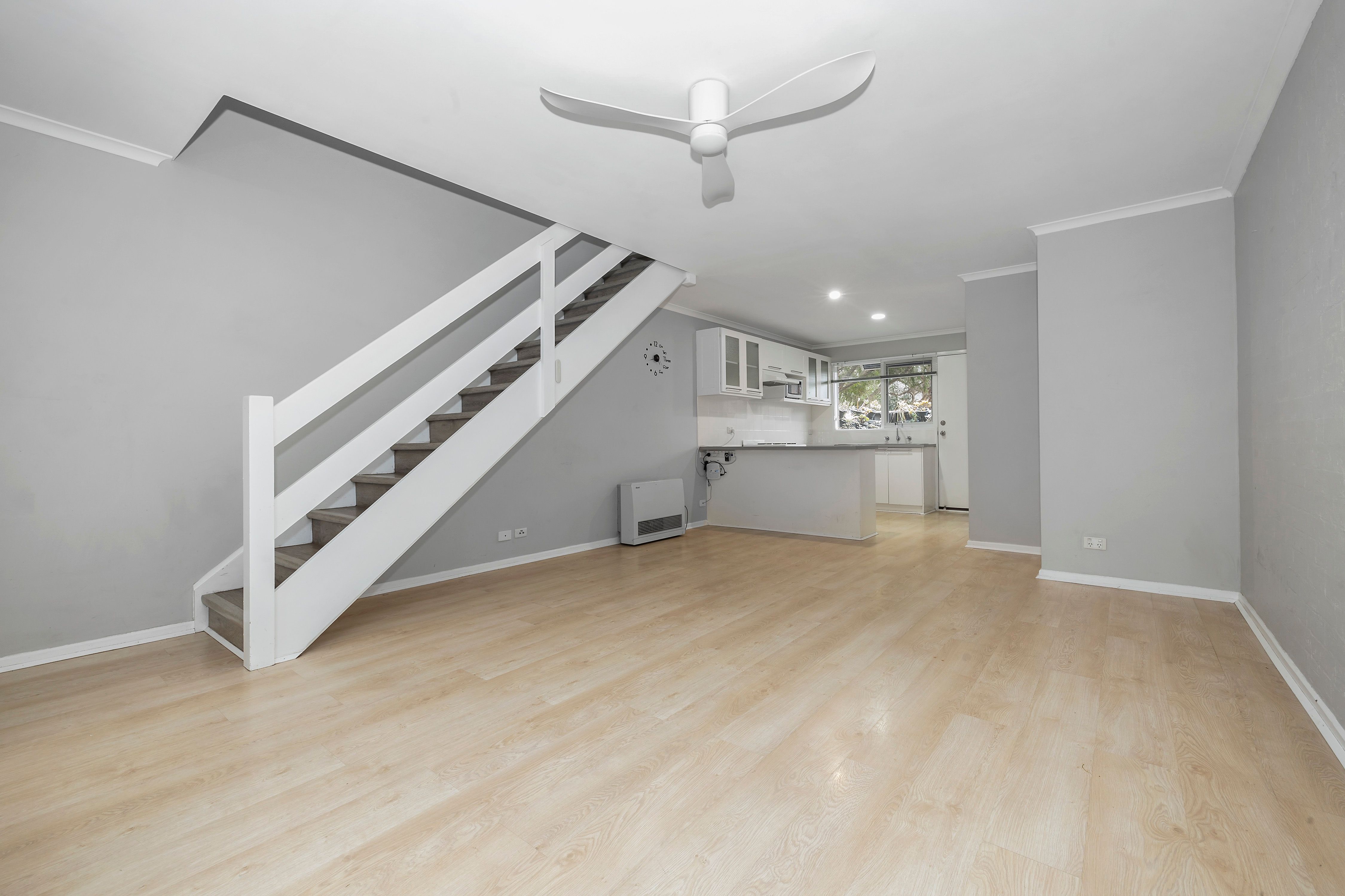 1/274 Nepean Highway, Seaford, VIC 3198