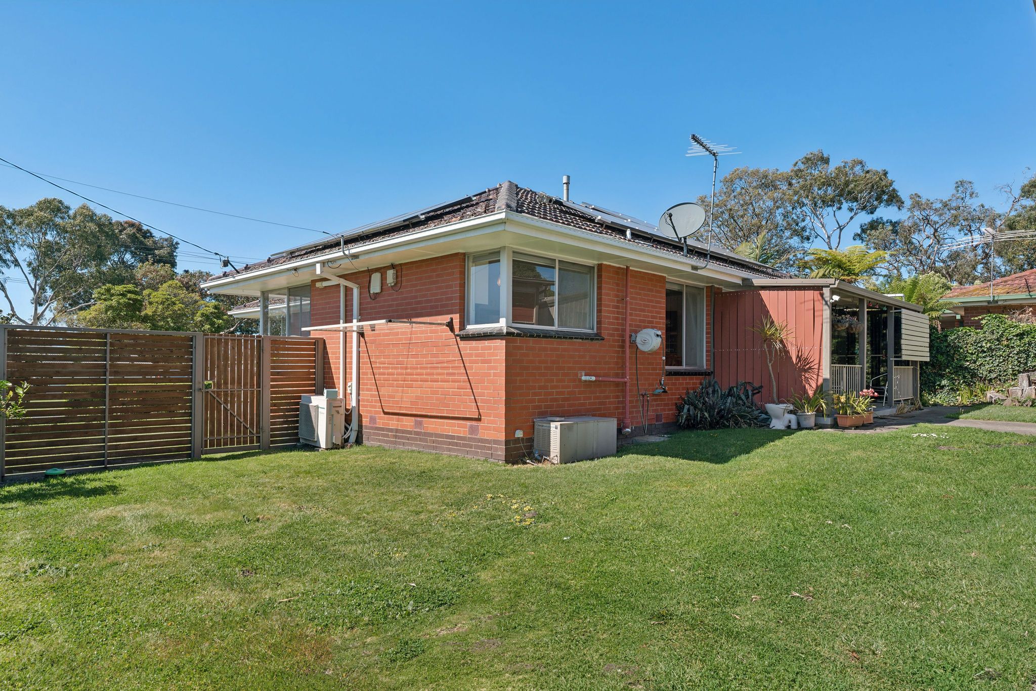39 Long Street — photo 17 of 18