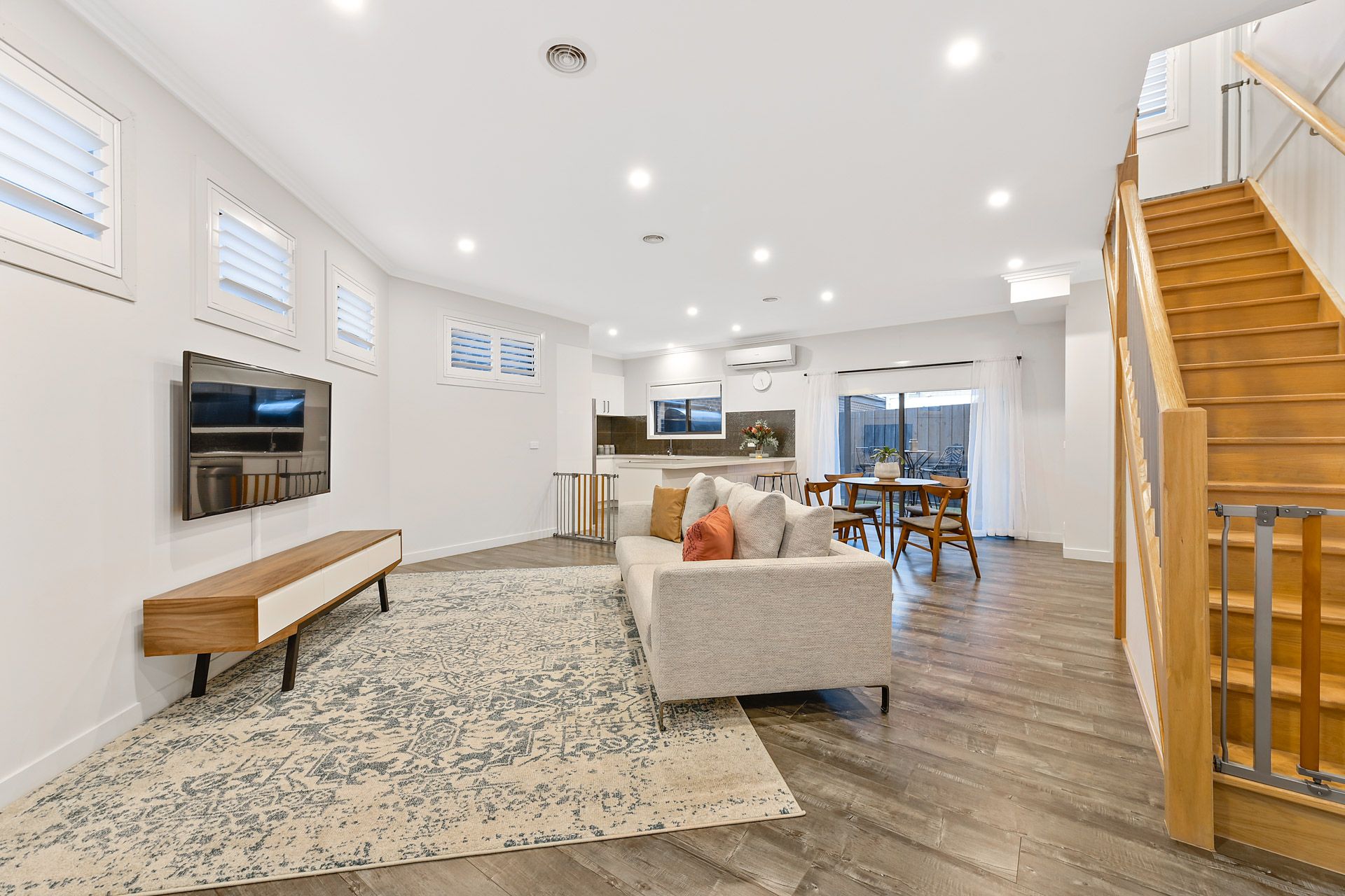 6/122-124 Kennington Park Drive, Endeavour Hills, VIC 3802