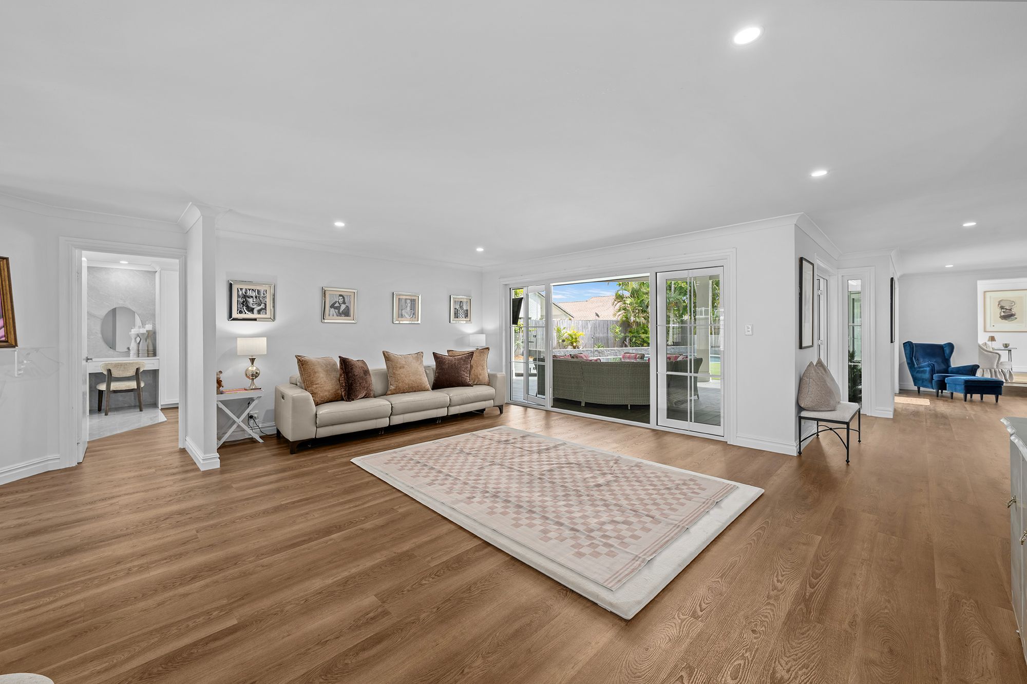 6 Lakeshore Drive — photo 10 of 29