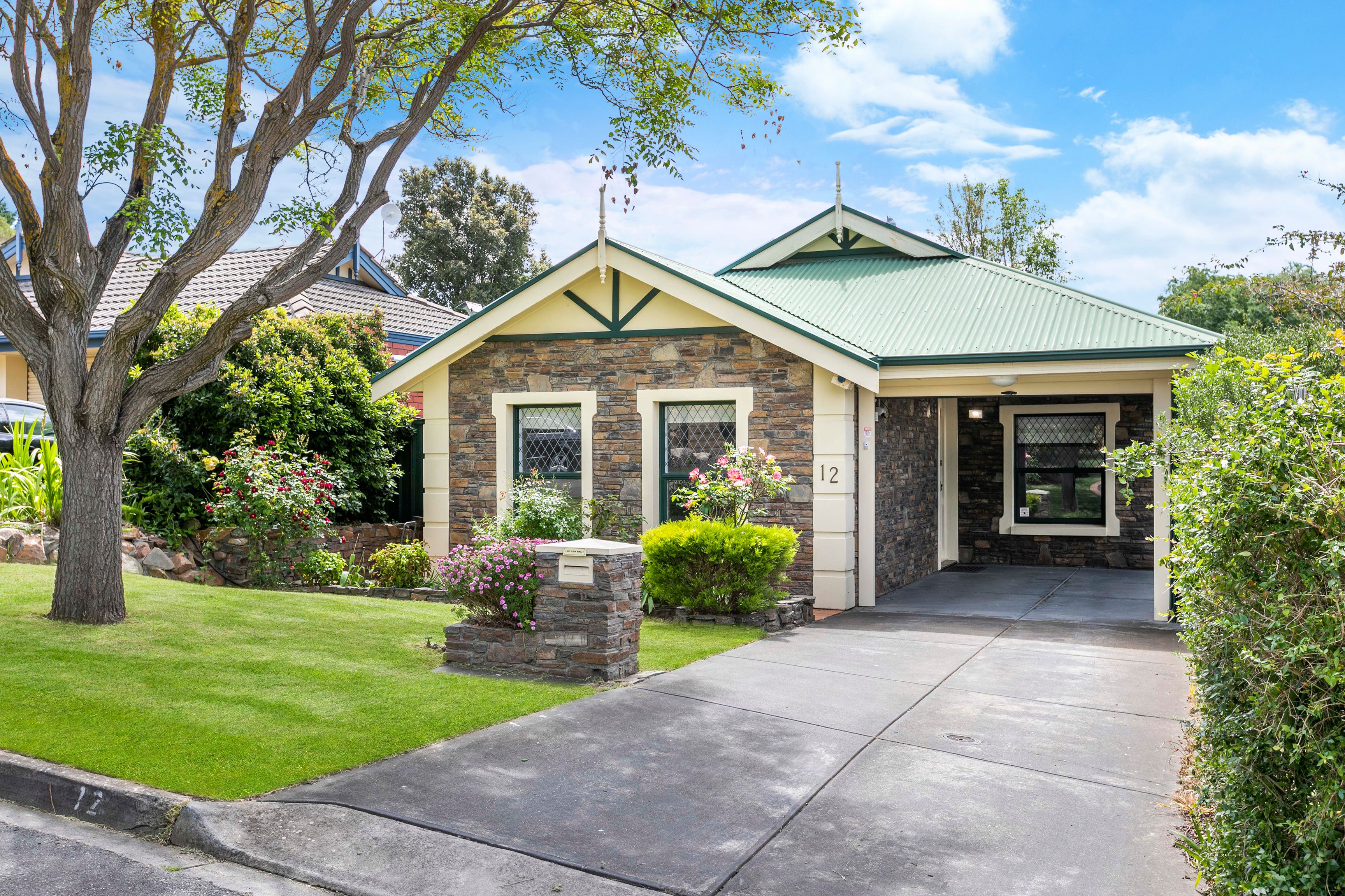 12 Treloar Avenue, Greenwith SA 5125