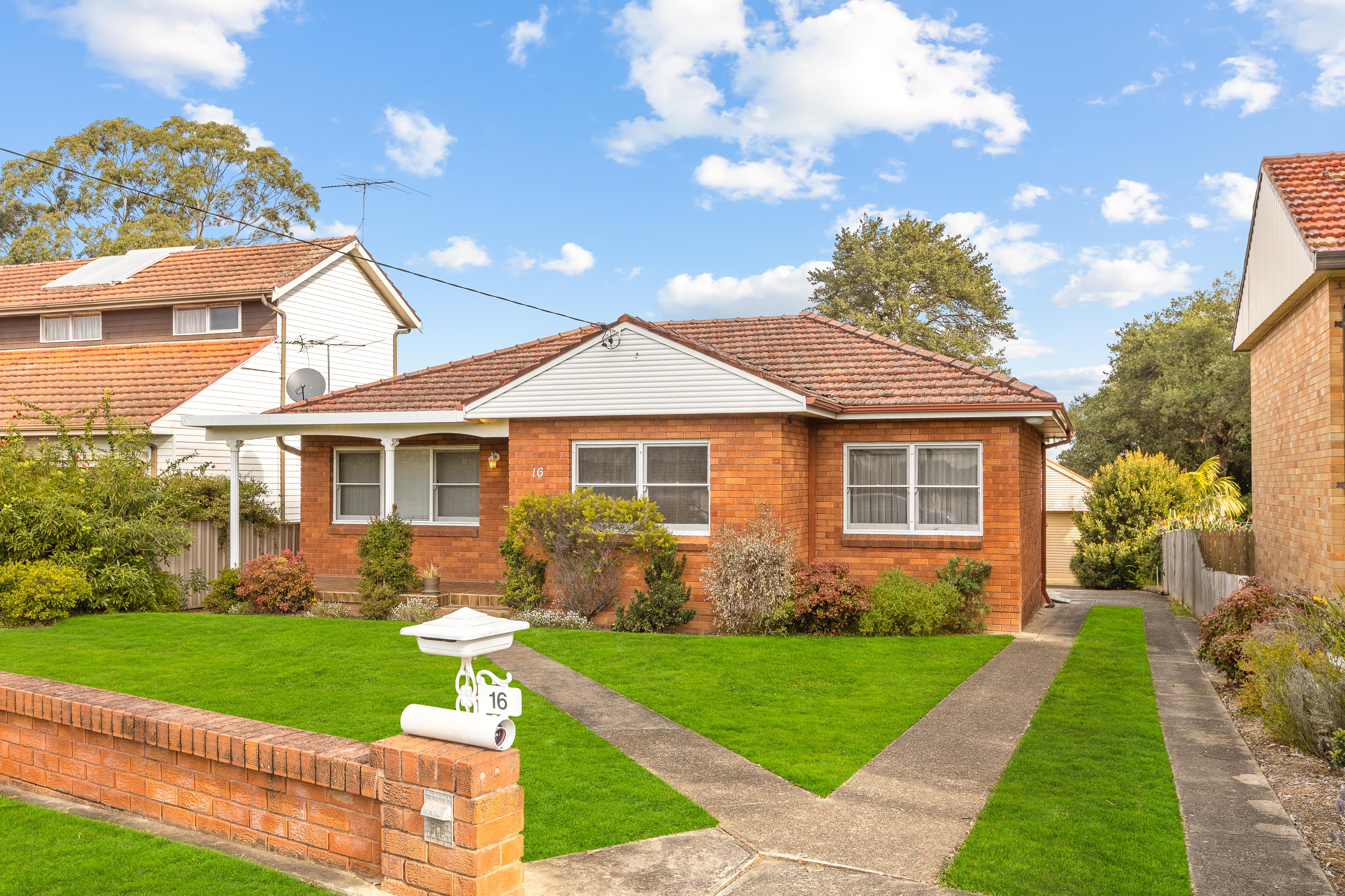 16 Cutler Parade, North Ryde NSW 2113
