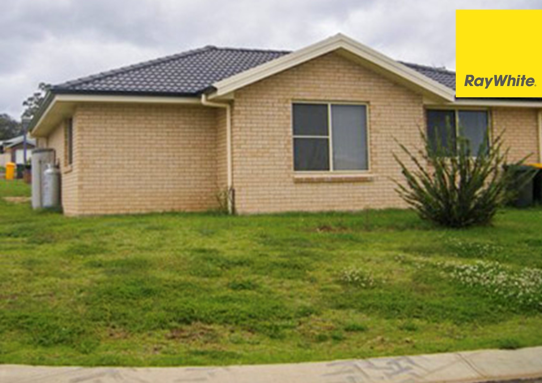 15a Kingfisher Drive, Inverell, NSW 2360