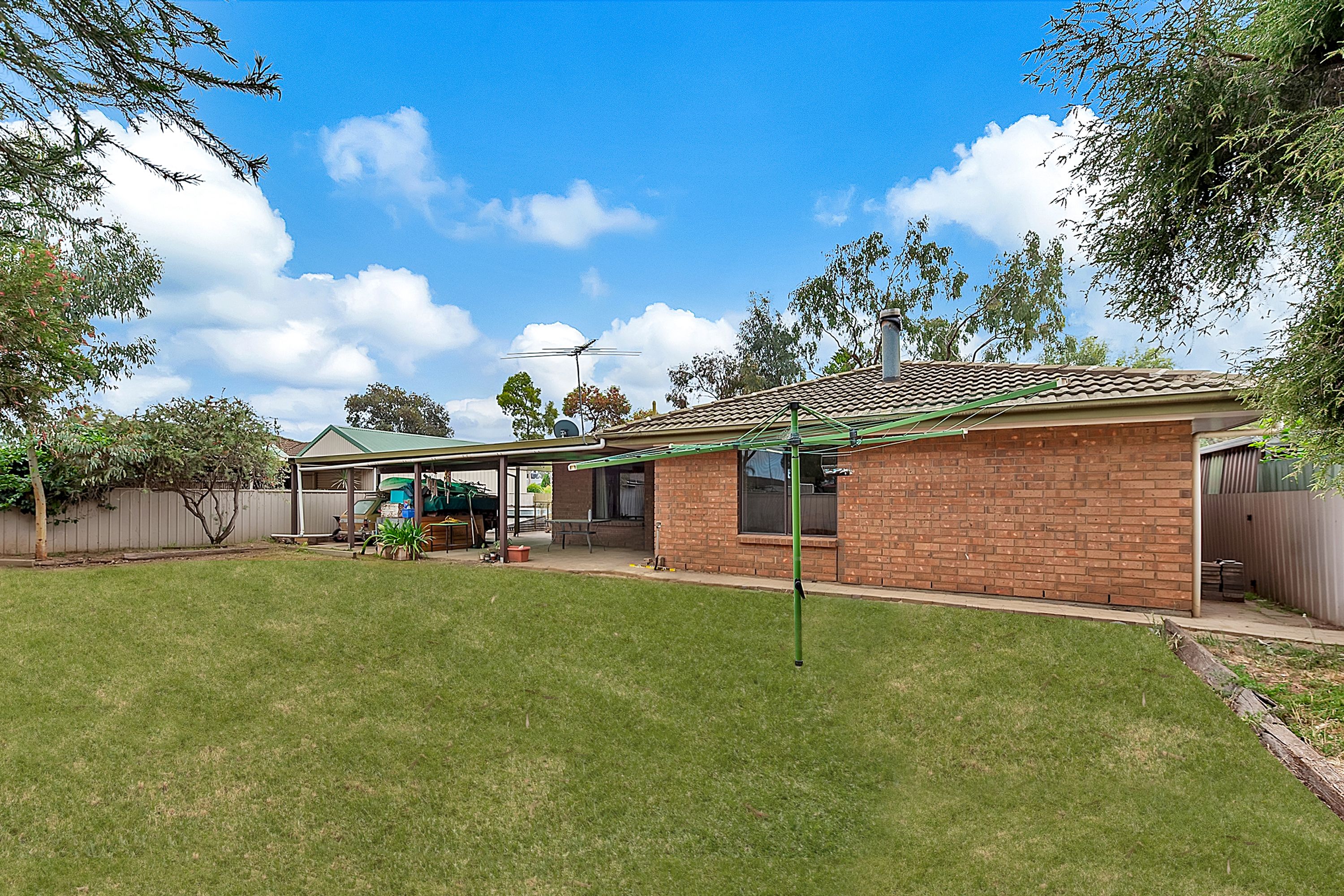 12 Santander Drive — photo 10 of 10