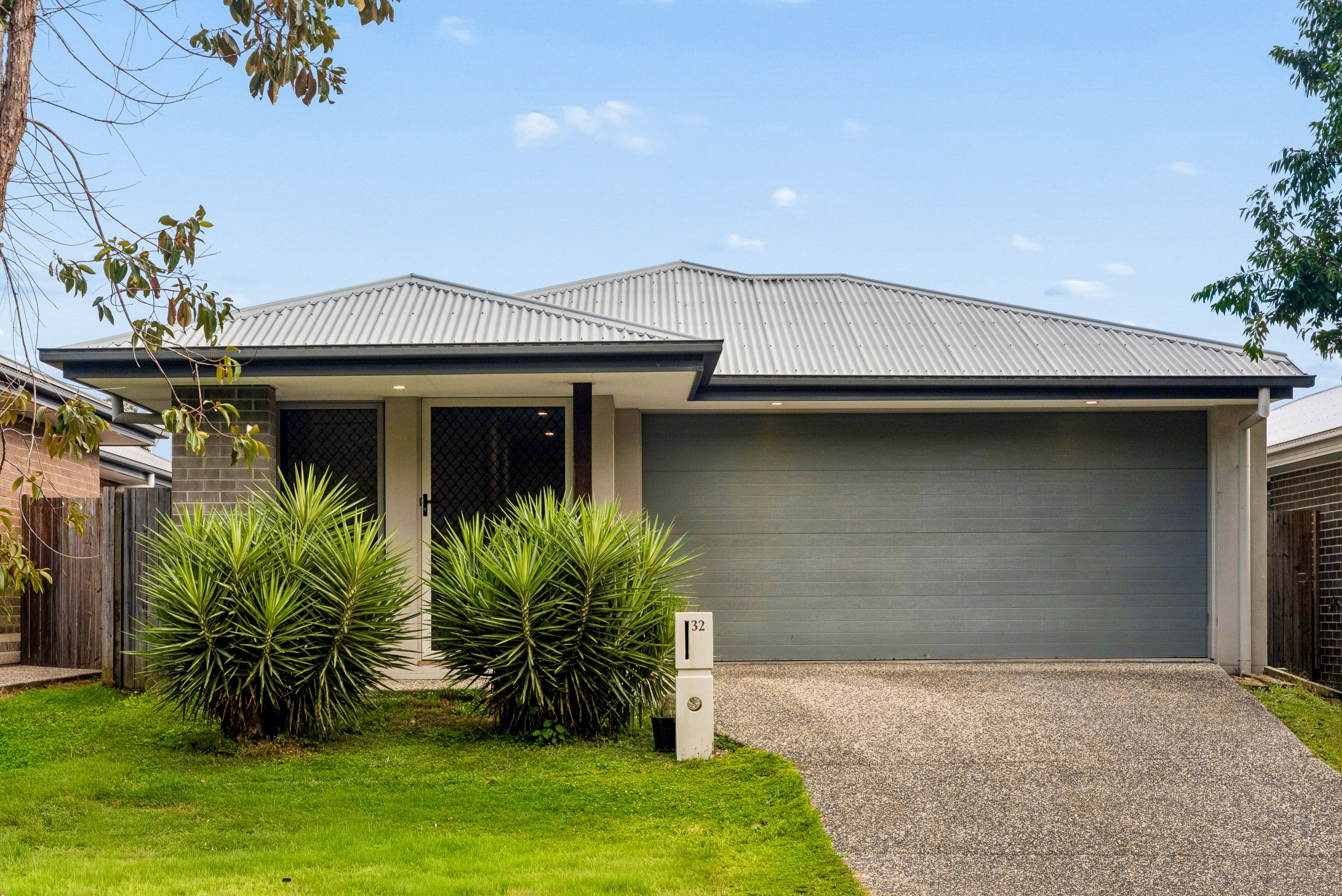 32 Splendour Circuit — photo from Ray White Surfers Paradise