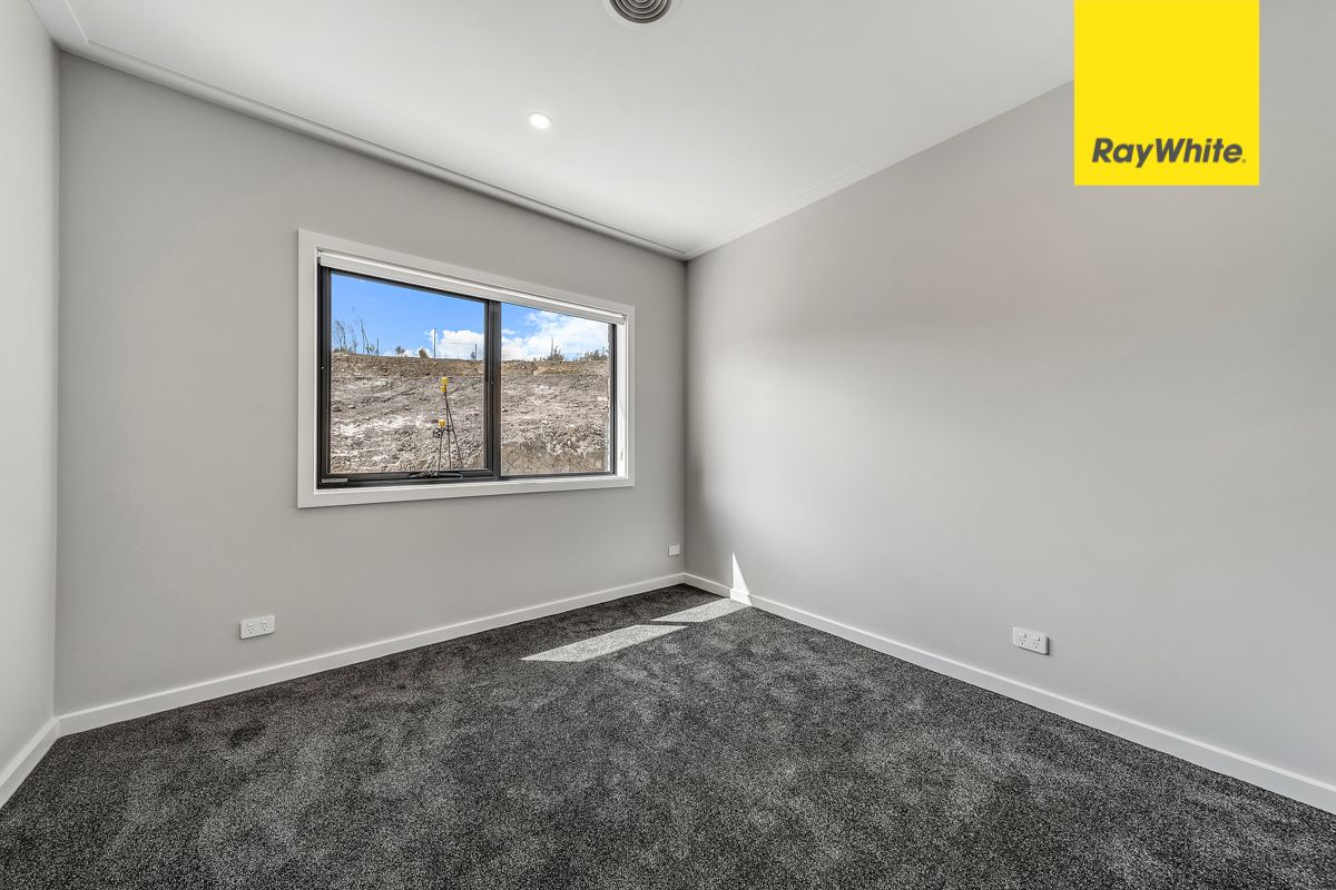 215a Birchmans Grove, WAMBOIN, NSW 2620