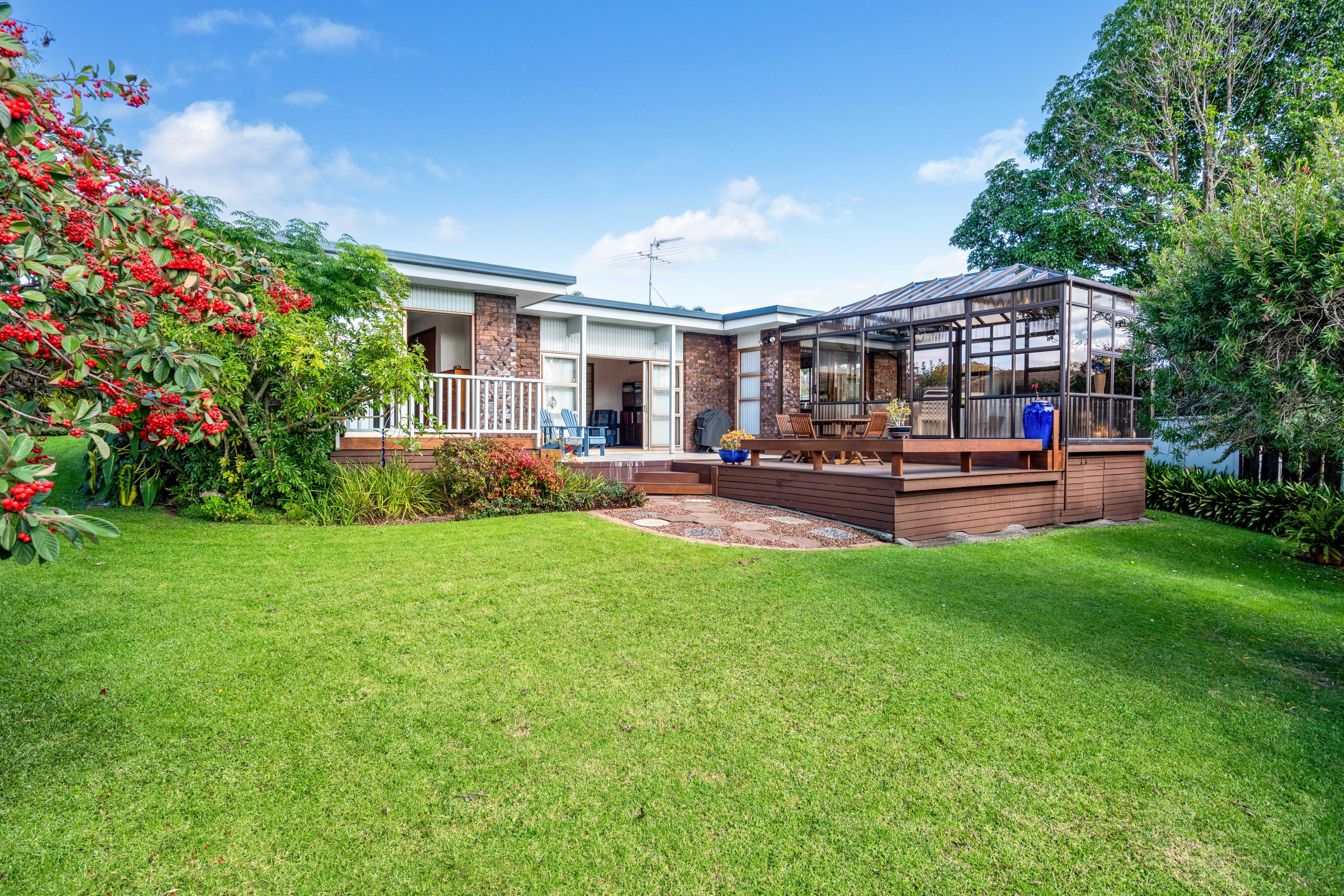 94 Glenmore Road, Sunnyhills, Manukau City