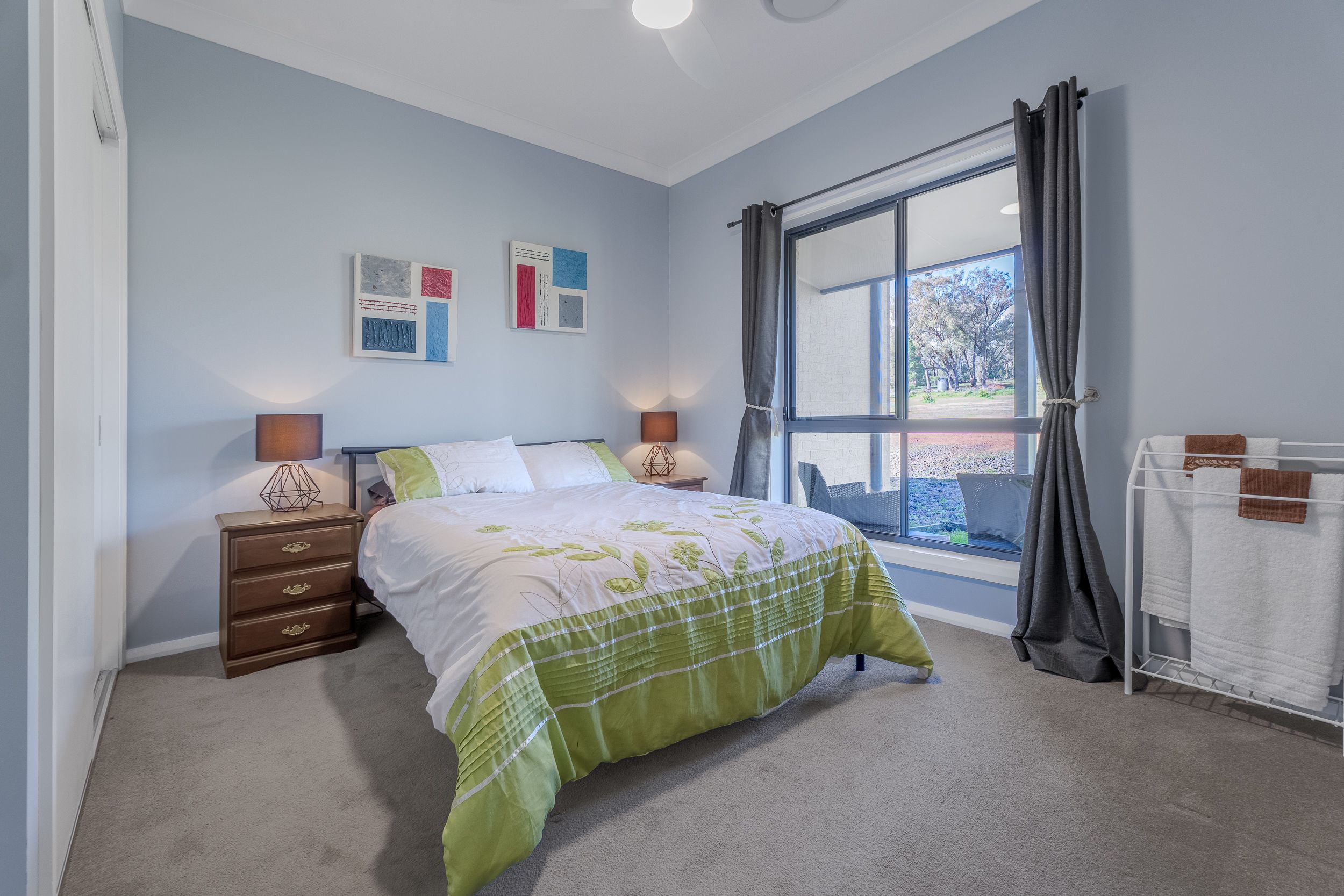 44R Whitewood Road — photo 4 of 21