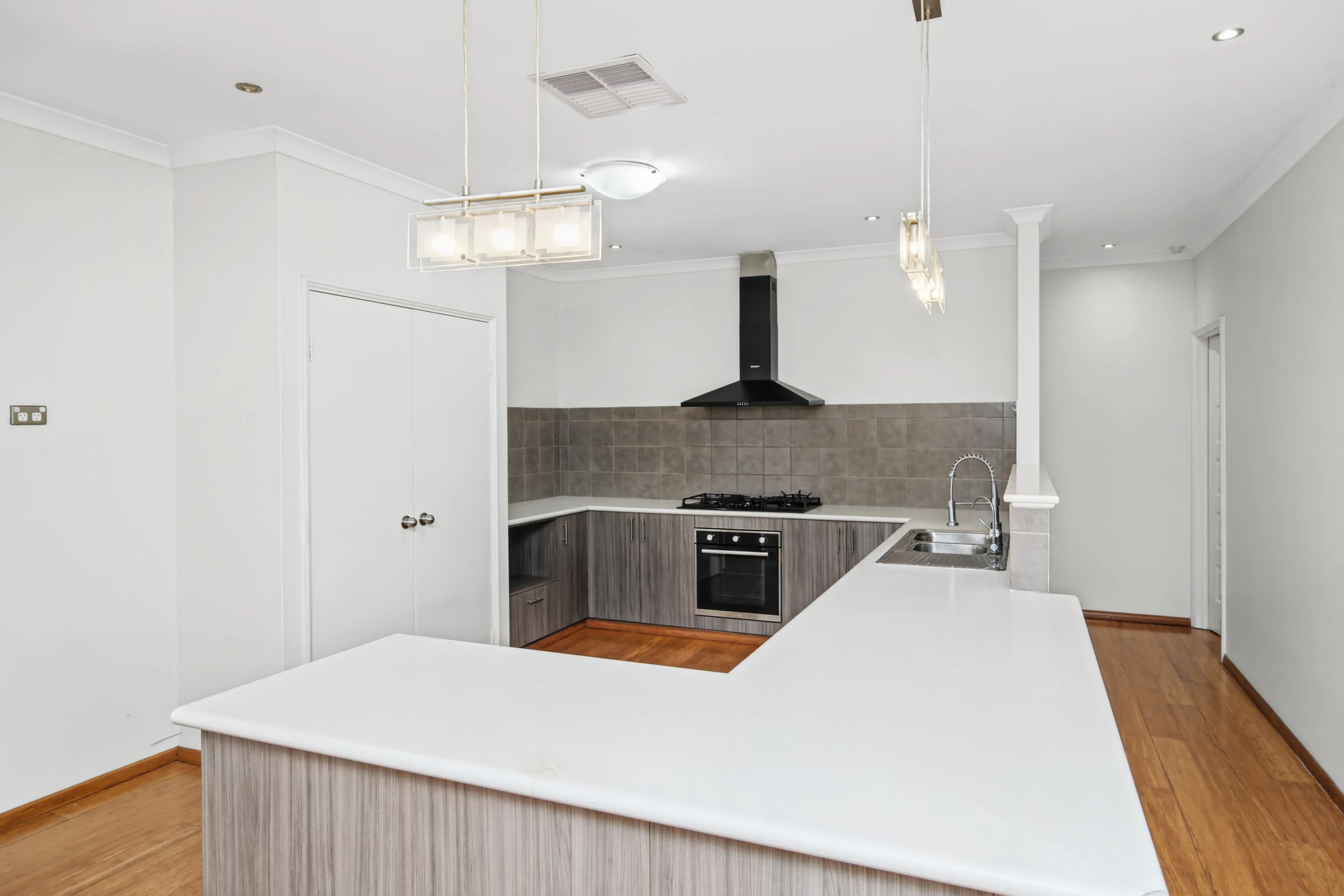 1 Rosemary Street, Wattle Grove, WA 6107