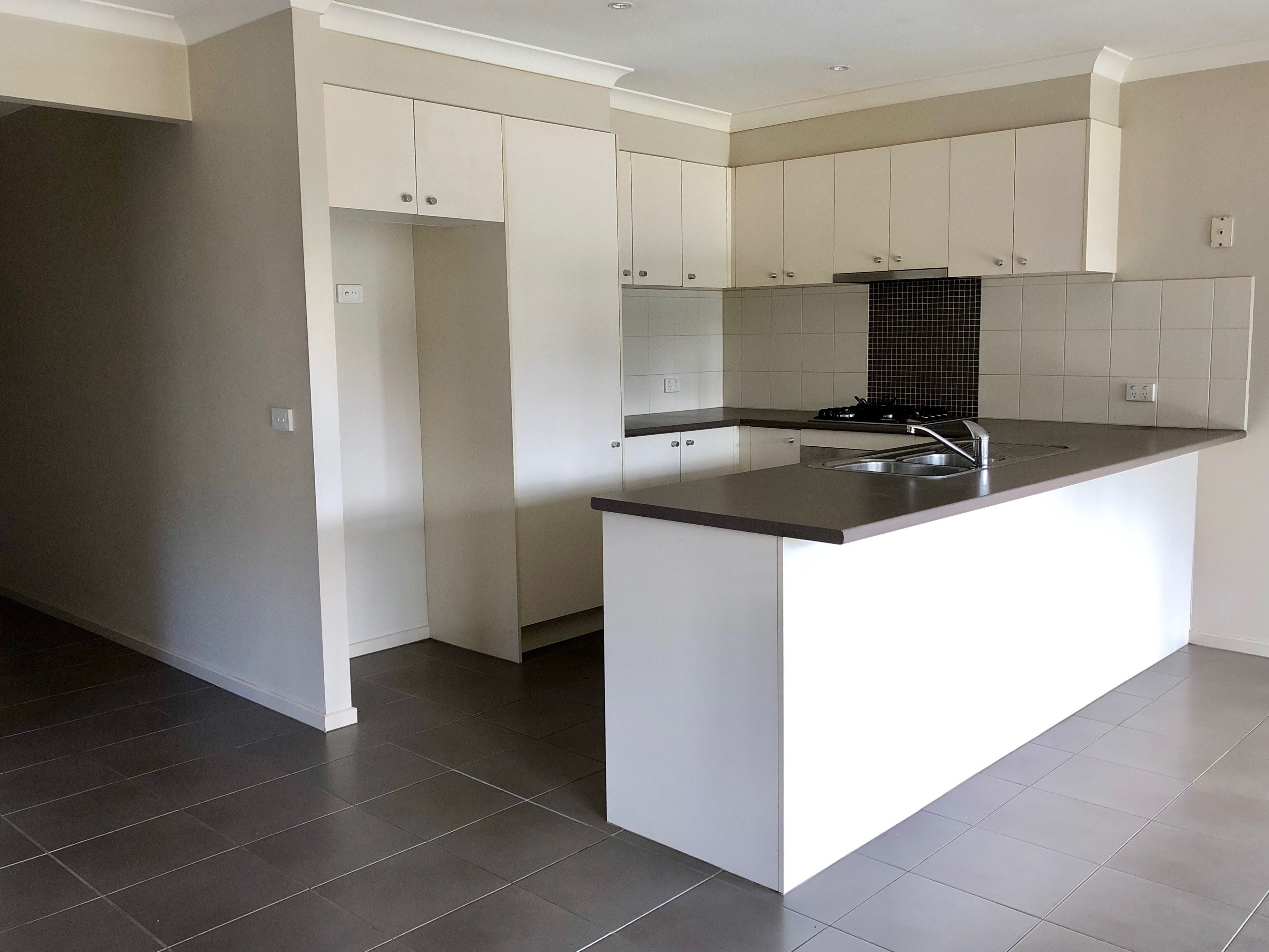18 Aspendale Place, Lyndhurst, VIC 3975
