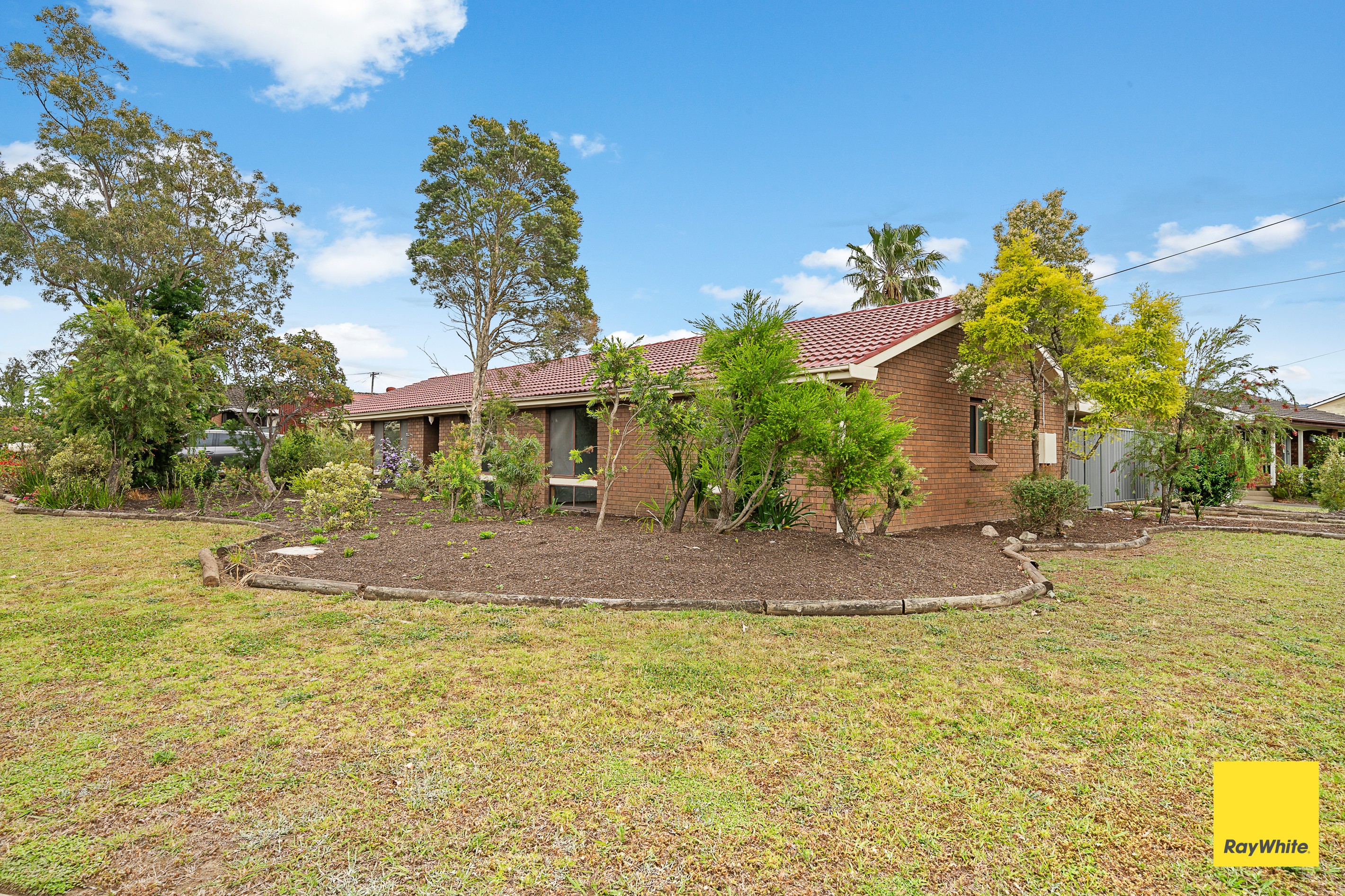 19 Crawford Drive, North Nowra, NSW 2541