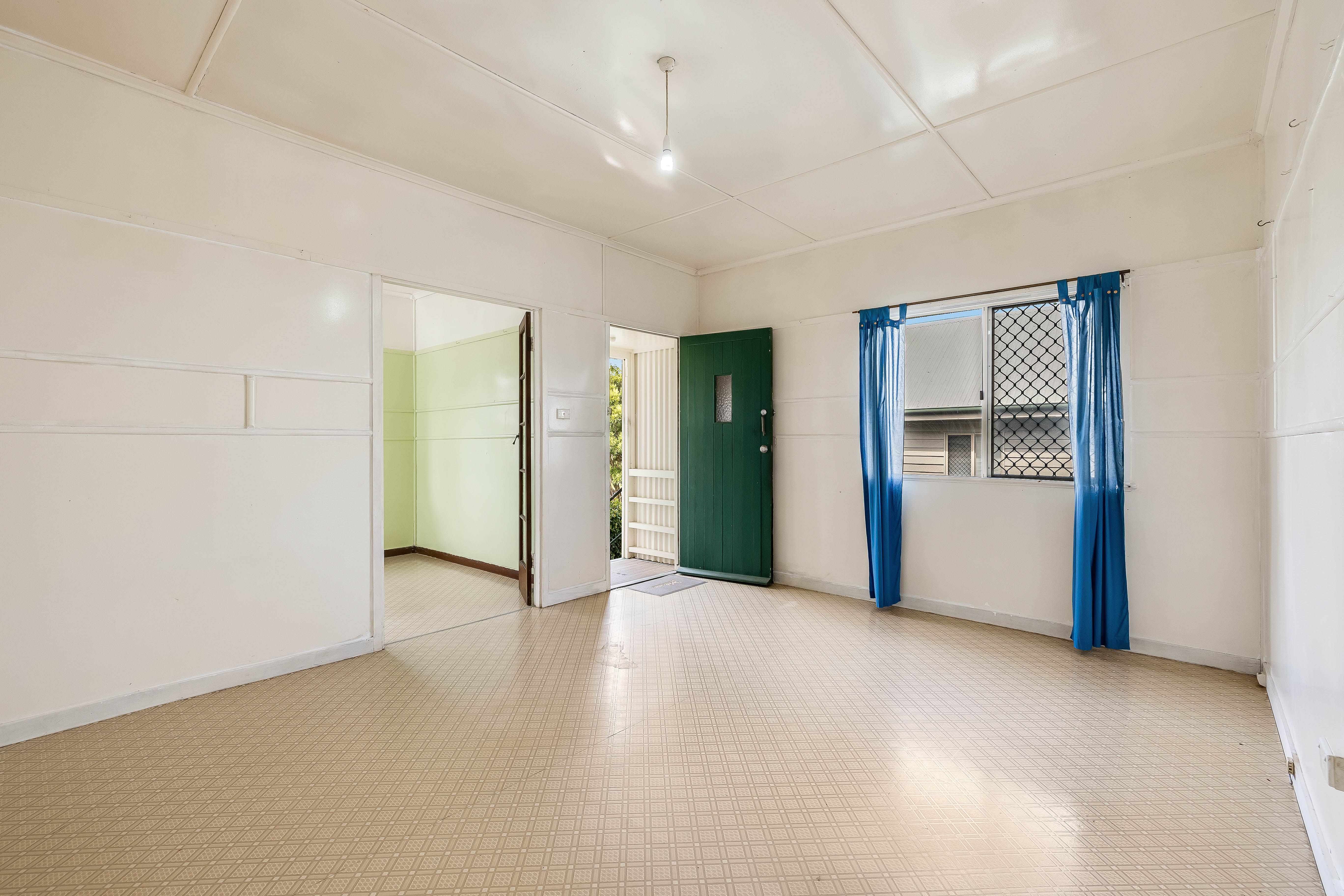 24 Elizabeth Street, South Toowoomba, QLD 4350