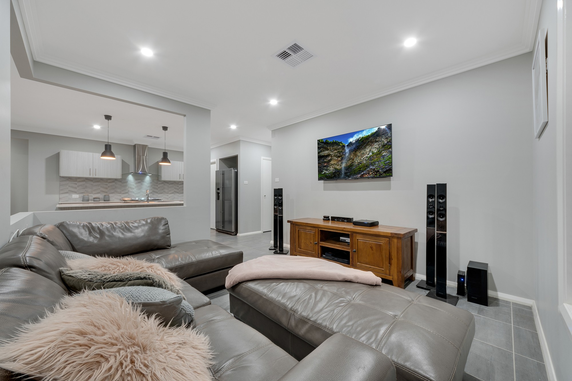 49 Reynolds Street, Spring Farm, NSW 2570