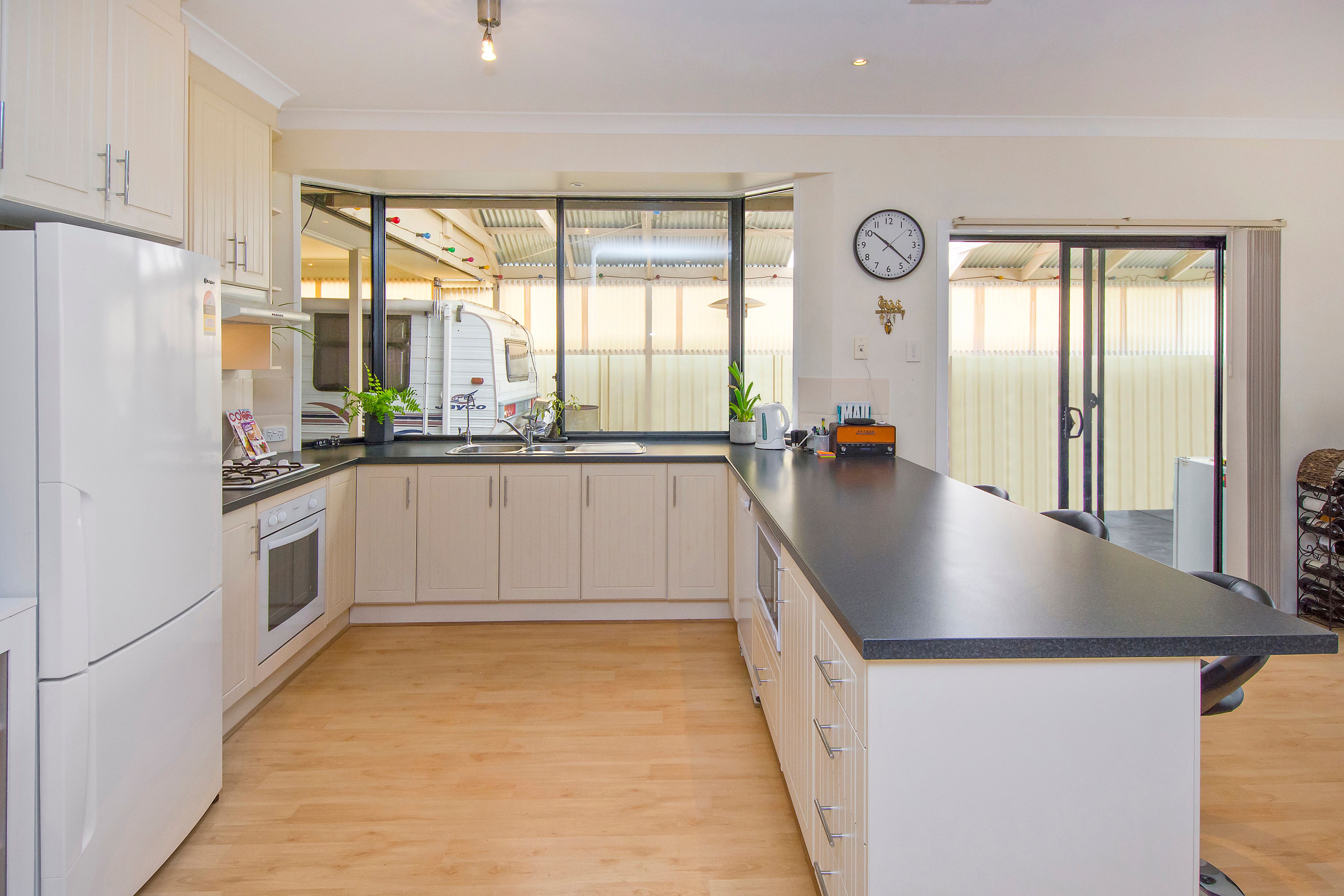 27 Davalan Drive, Munno Para West, SA 5115