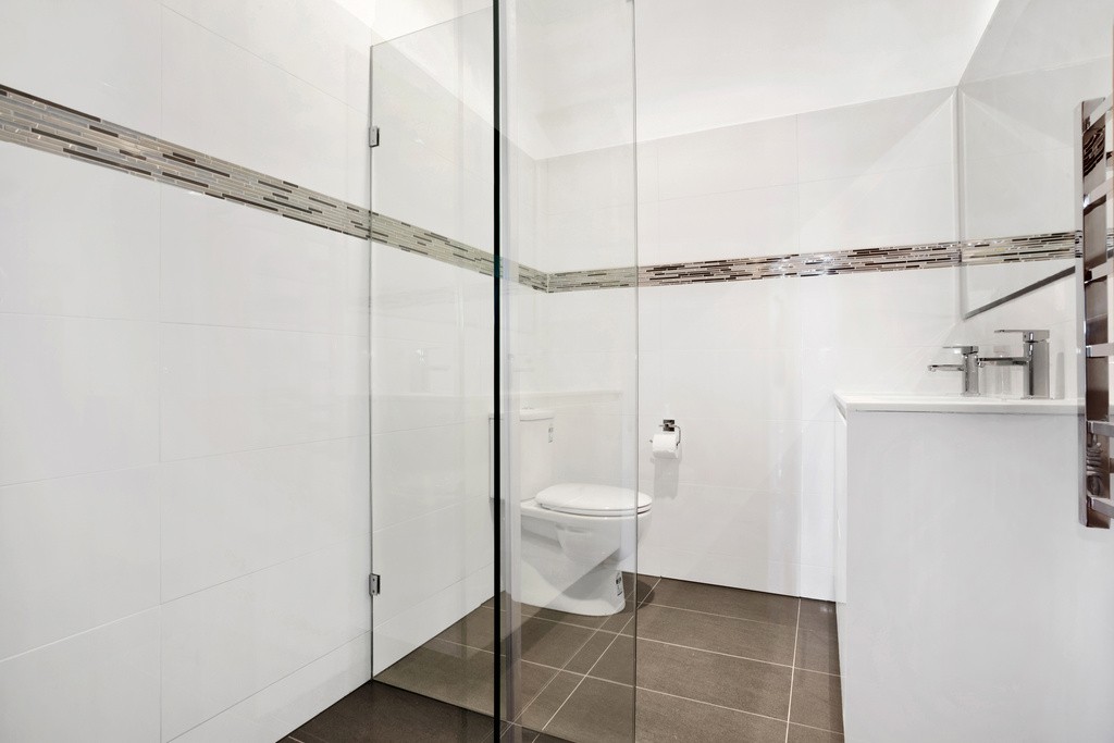 4 Nirvana Avenue, Malvern East, VIC 3145