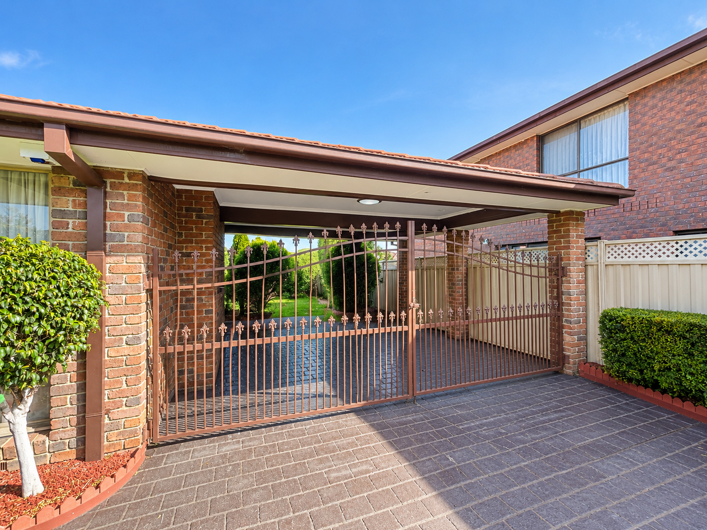 33 Blossom Park Drive, Mill Park, VIC 3082