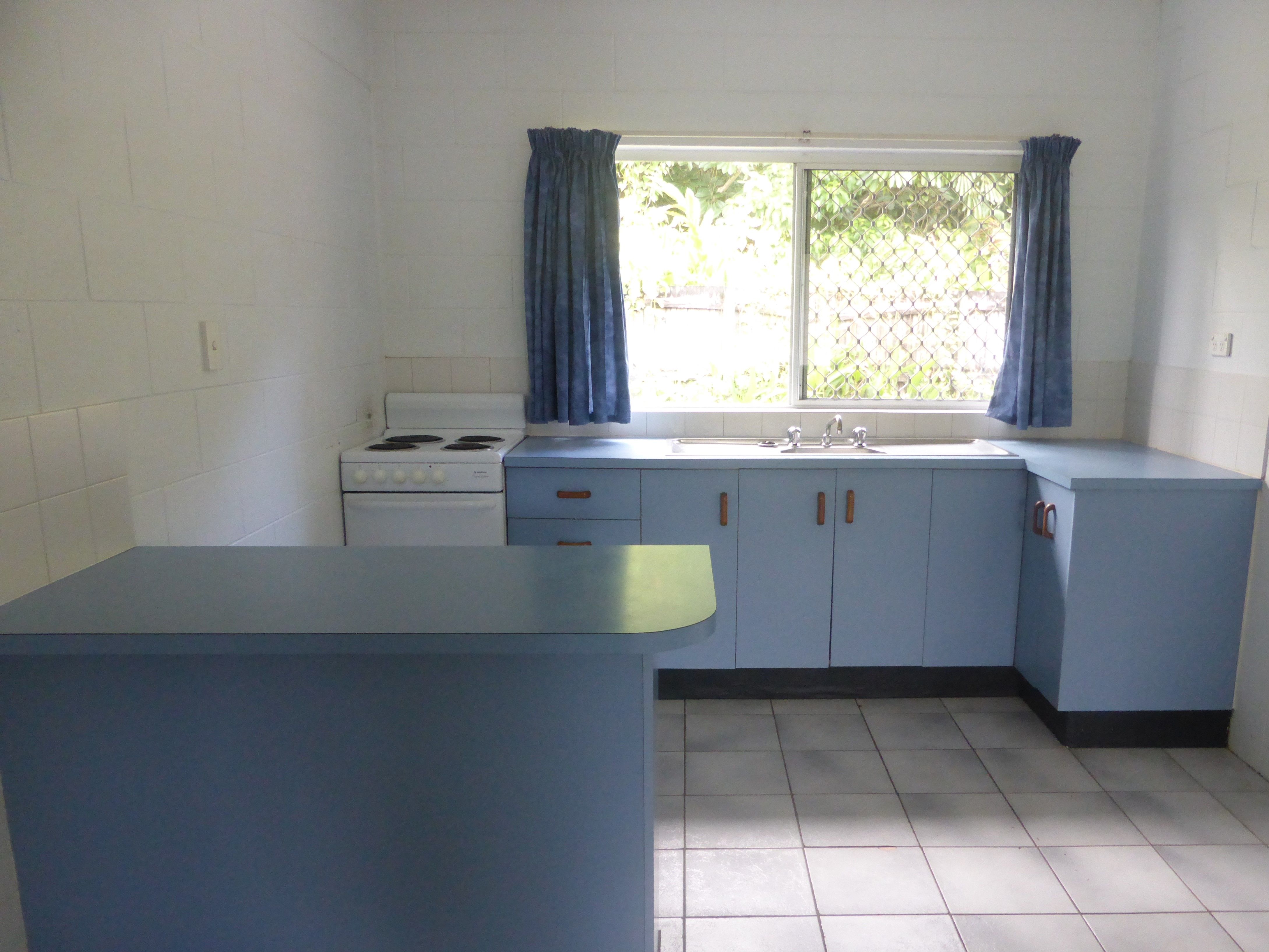 1/3 Roebuck Close, Bentley Park, QLD 4869