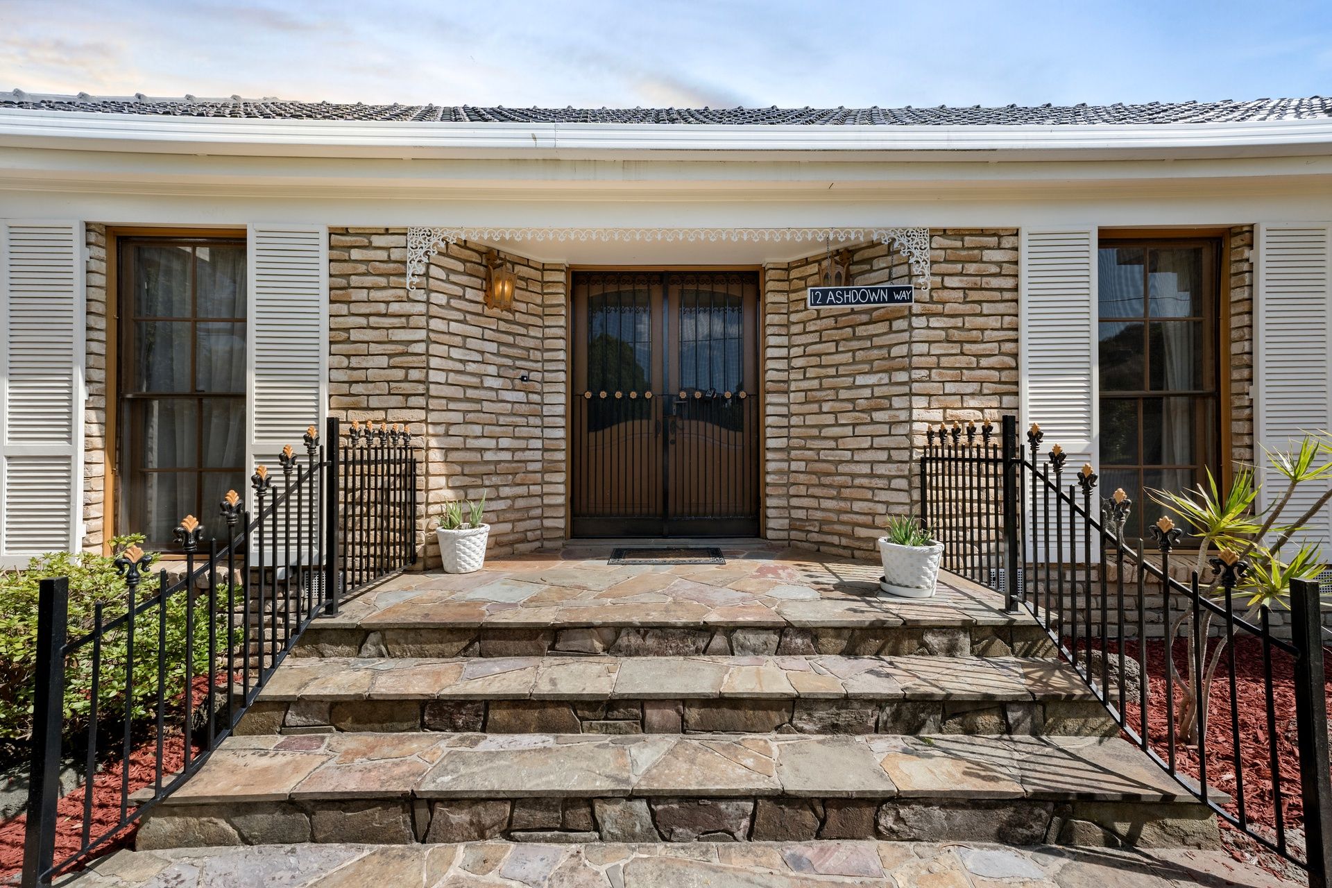 12 Ashdown Way, Wheelers Hill, VIC 3150