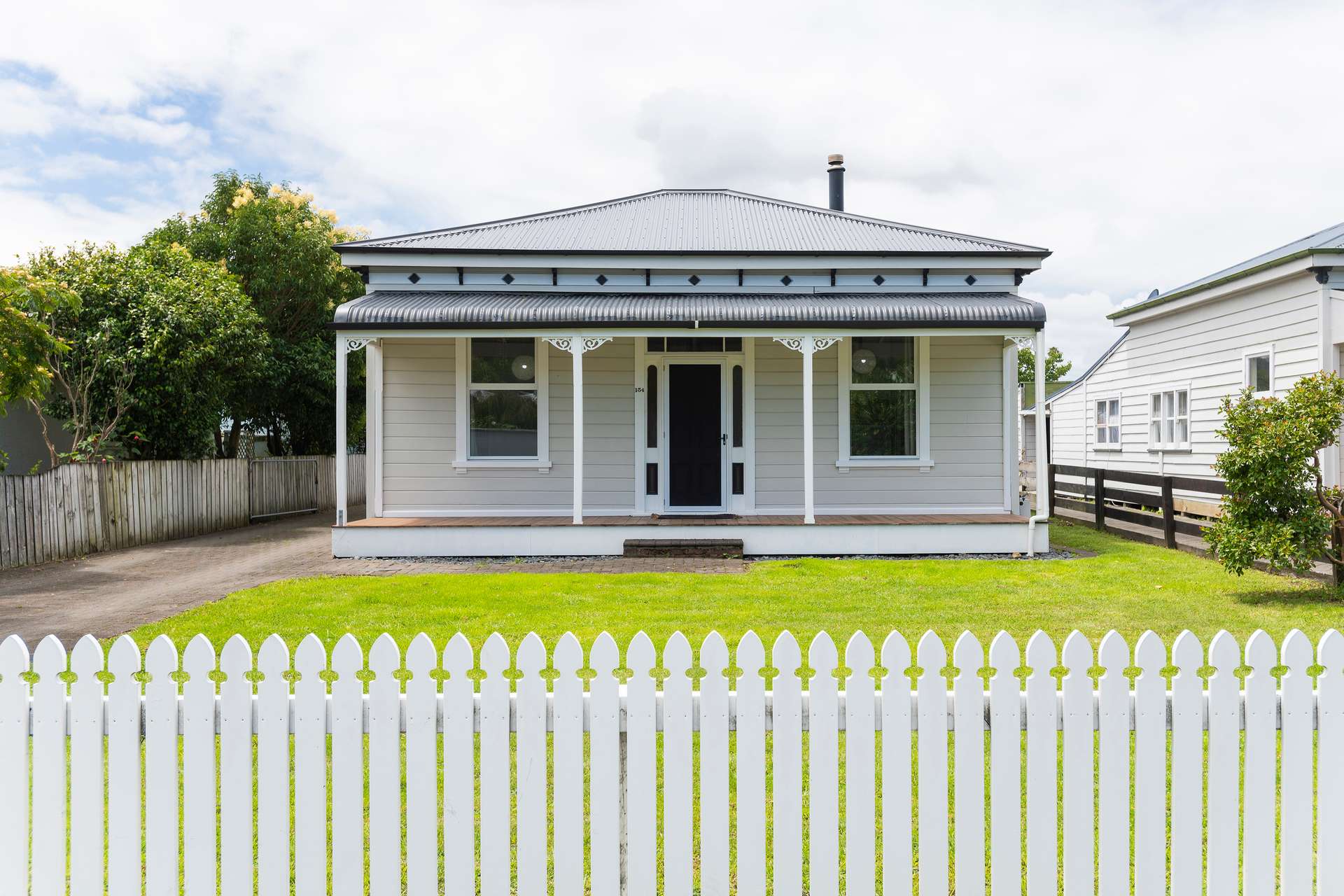 134 Wainui Road photo 0