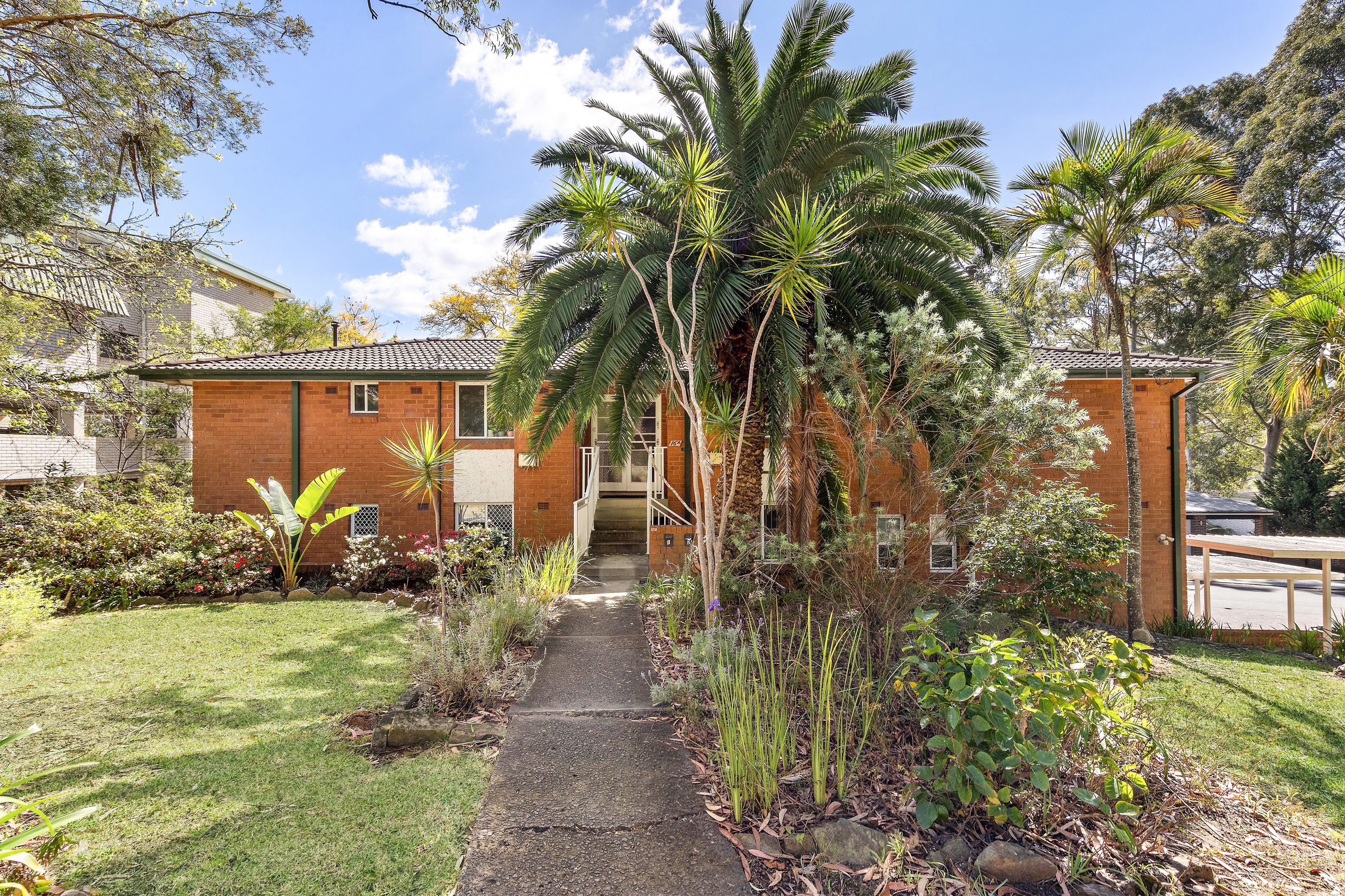 1/16A Dural Street — photo 7 of 8