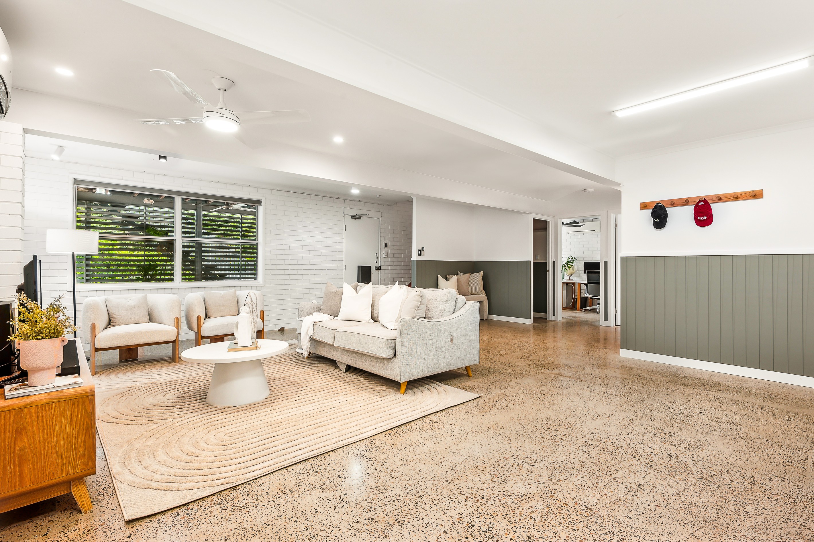 1/12 Rennies Road, Indooroopilly, QLD 4068