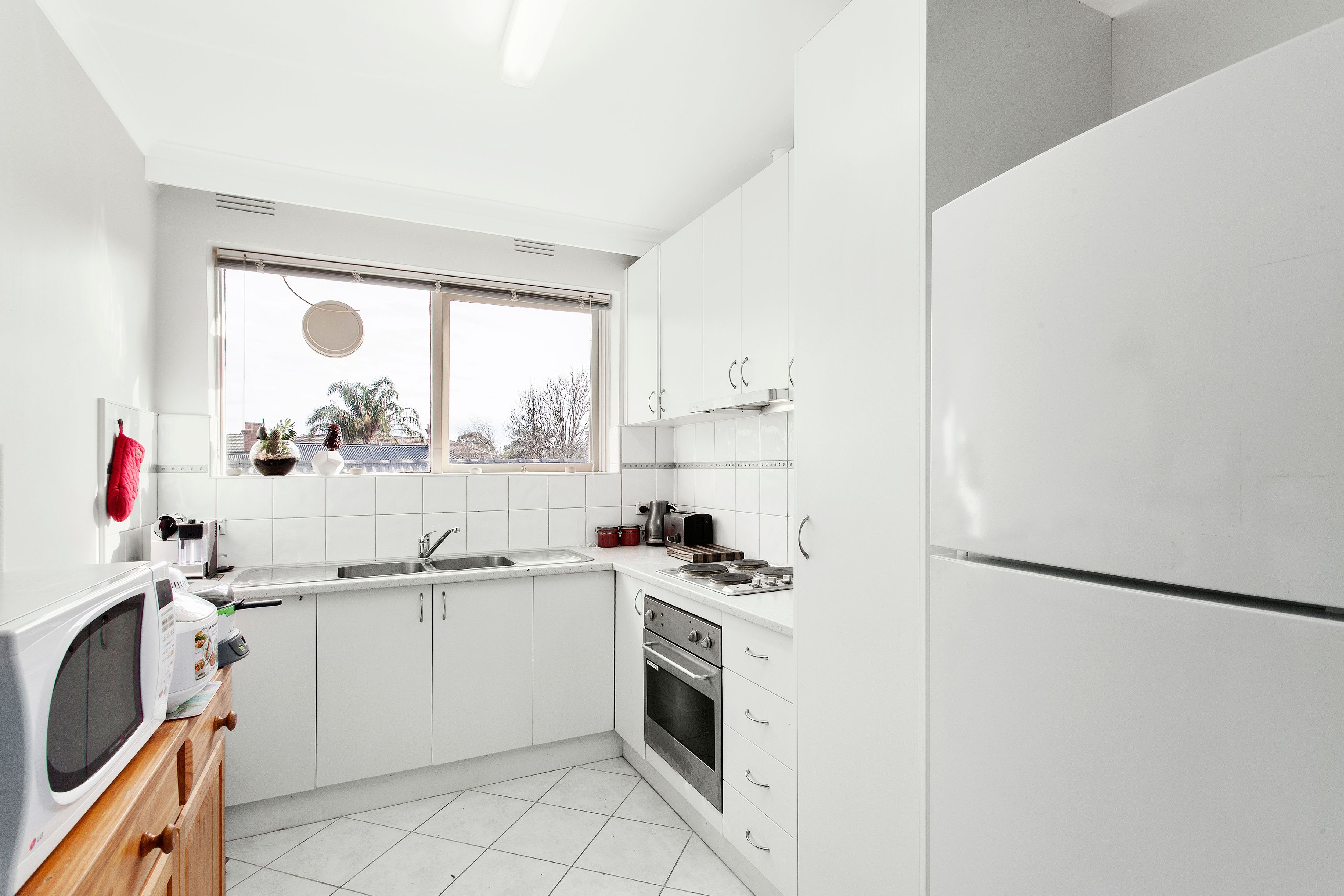 5/33 Toolambool Road, Carnegie, VIC 3163