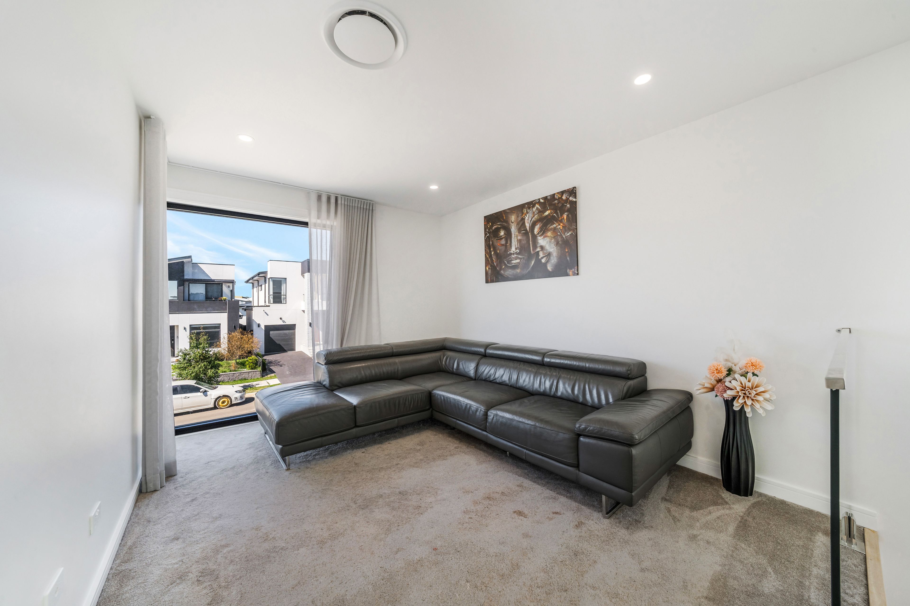 26 Parhelion Street — photo 8 of 21