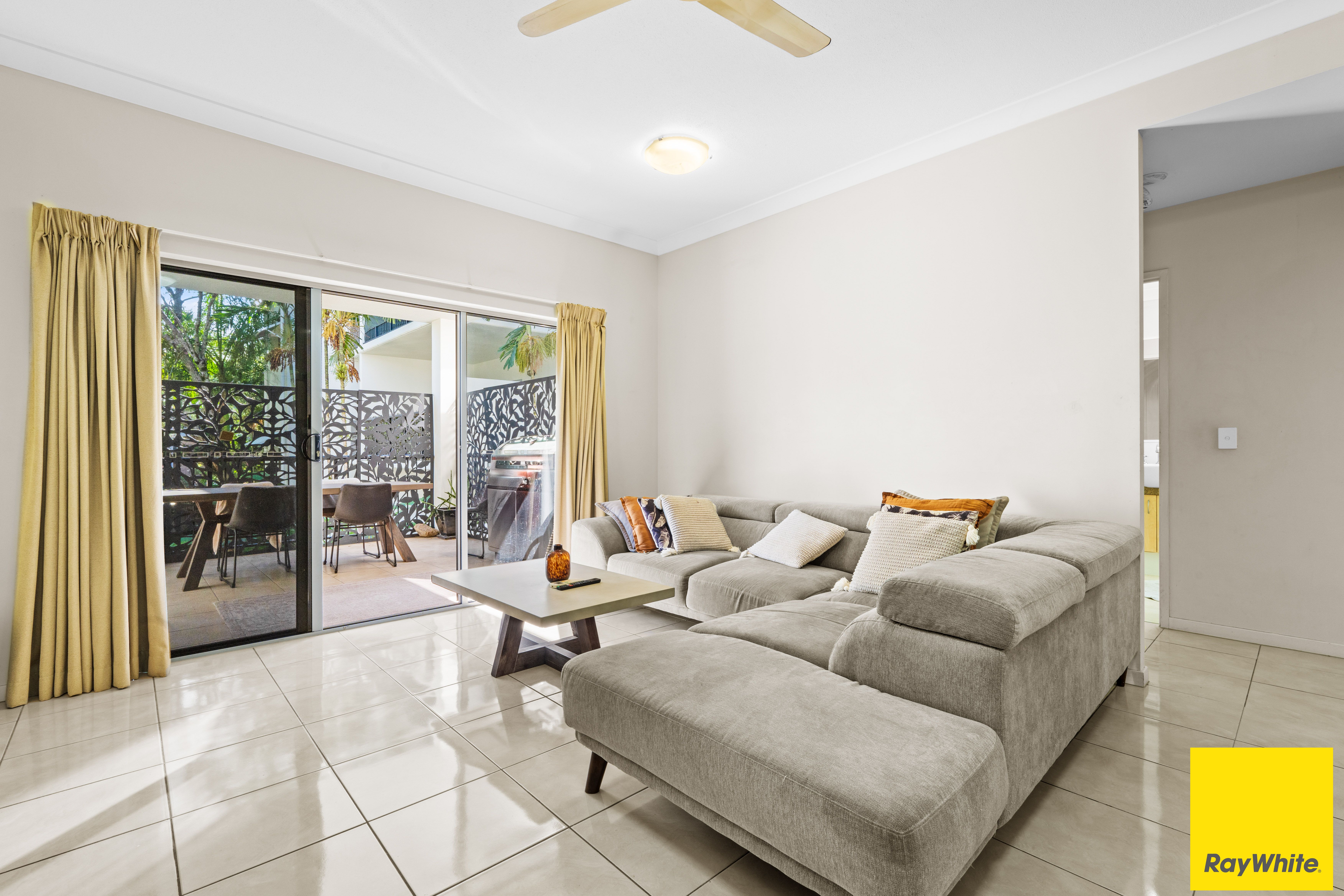 6/47-49 Mccormack Street — photo 5 of 17