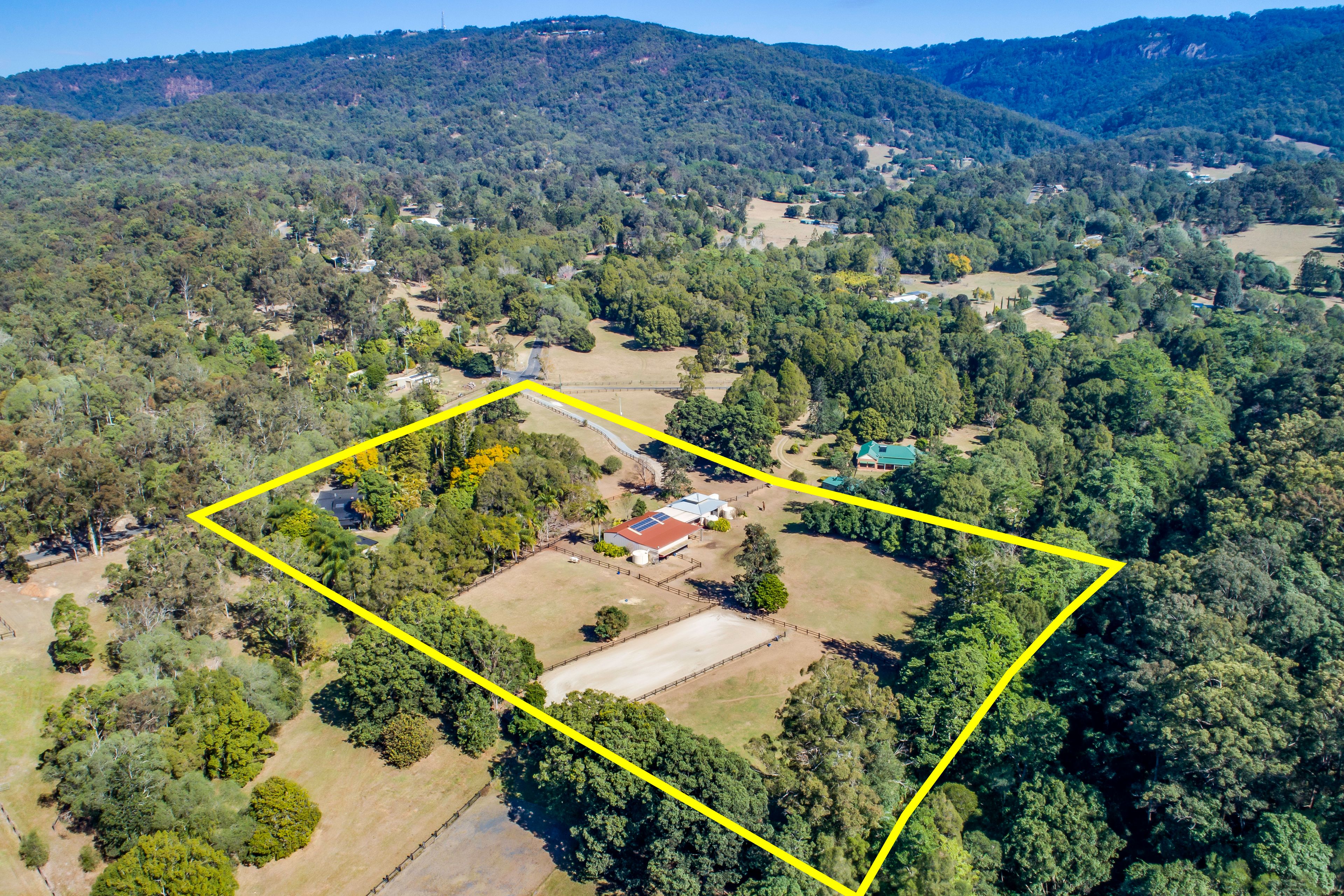 450 Guanaba Creek Road, Guanaba, QLD 4210