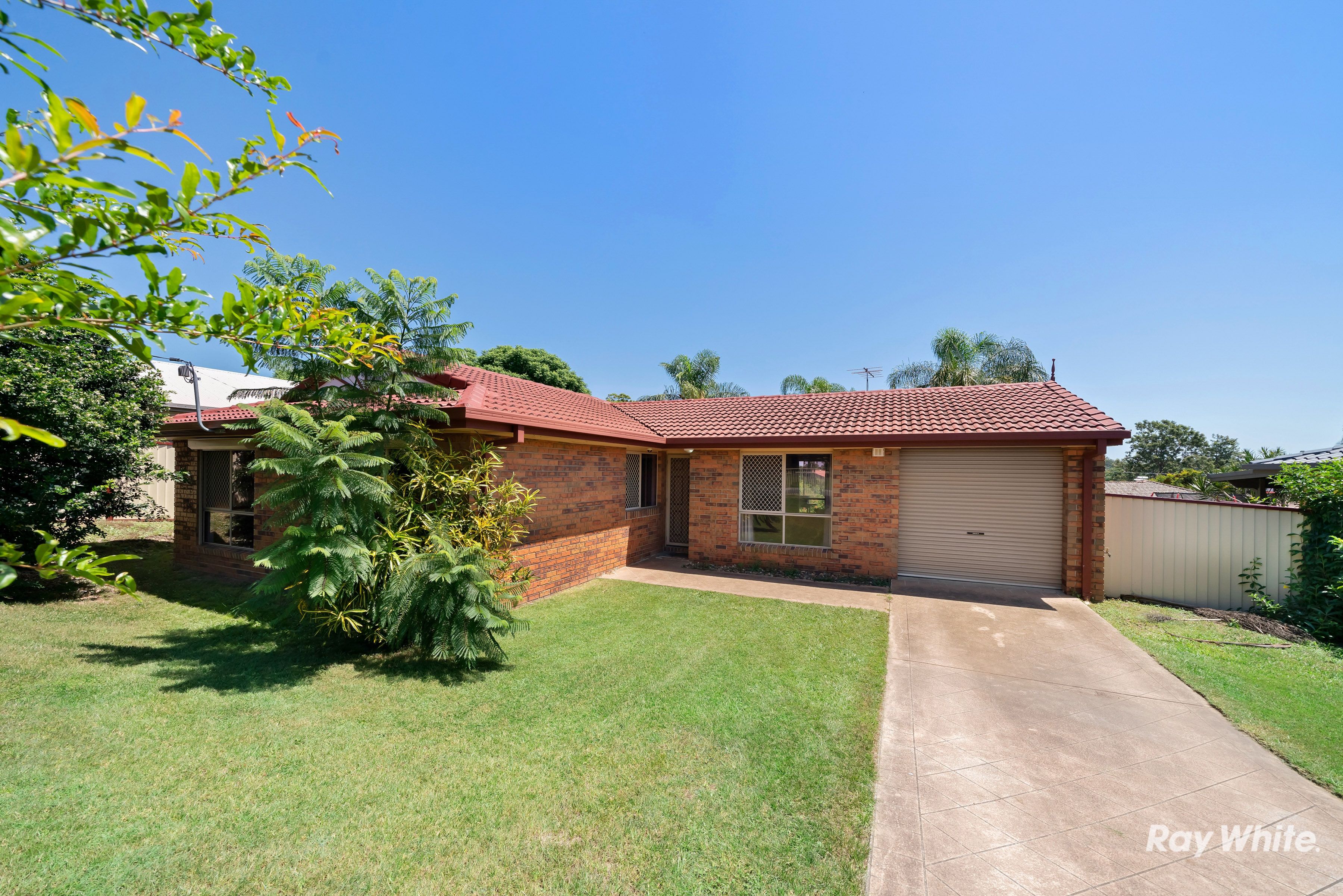 94 Flinders Crescent, Boronia Heights, QLD 4124