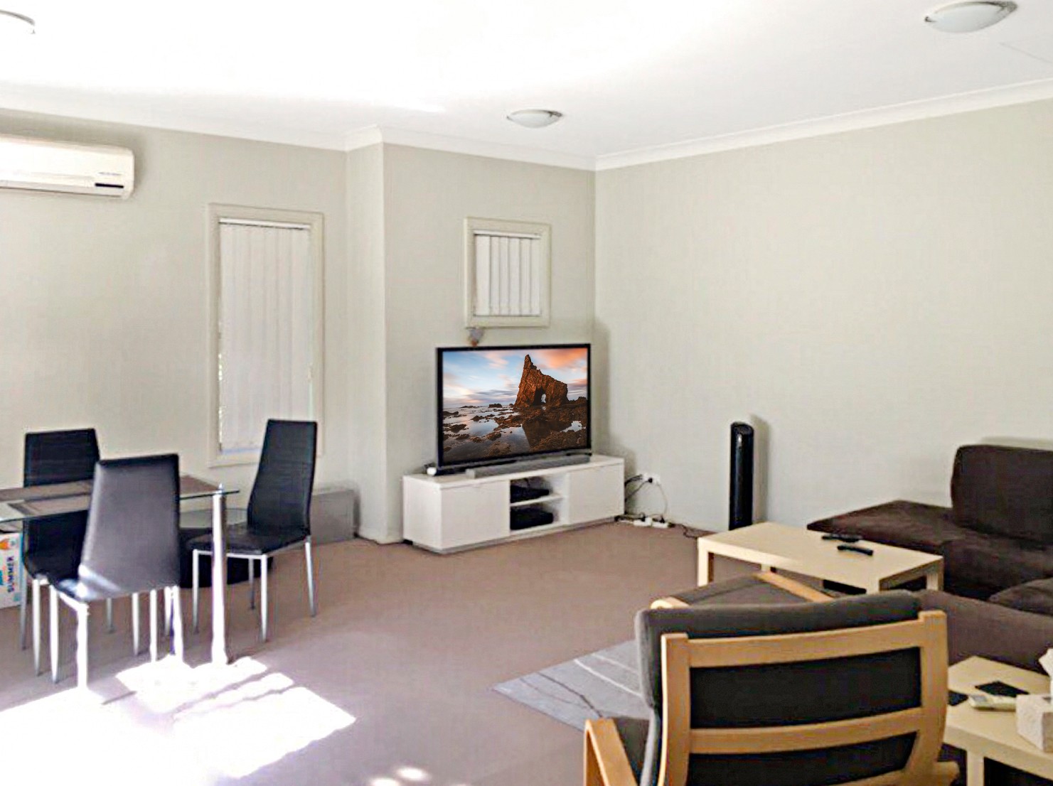 1 Kestrel Circuit, Shortland, NSW 2307