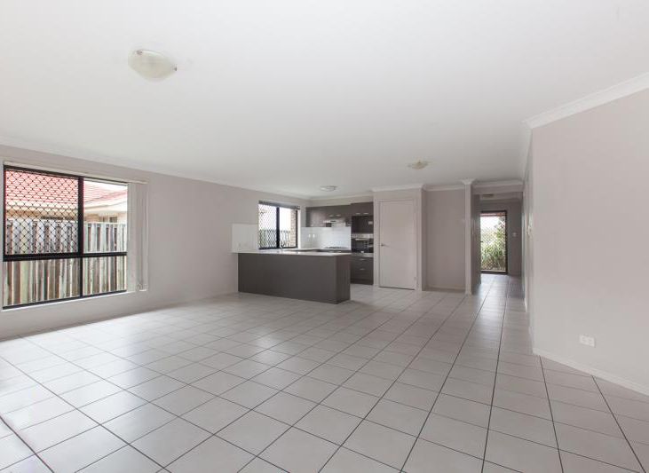 22 Harold Reinhardt Drive, Redbank Plains, QLD 4301