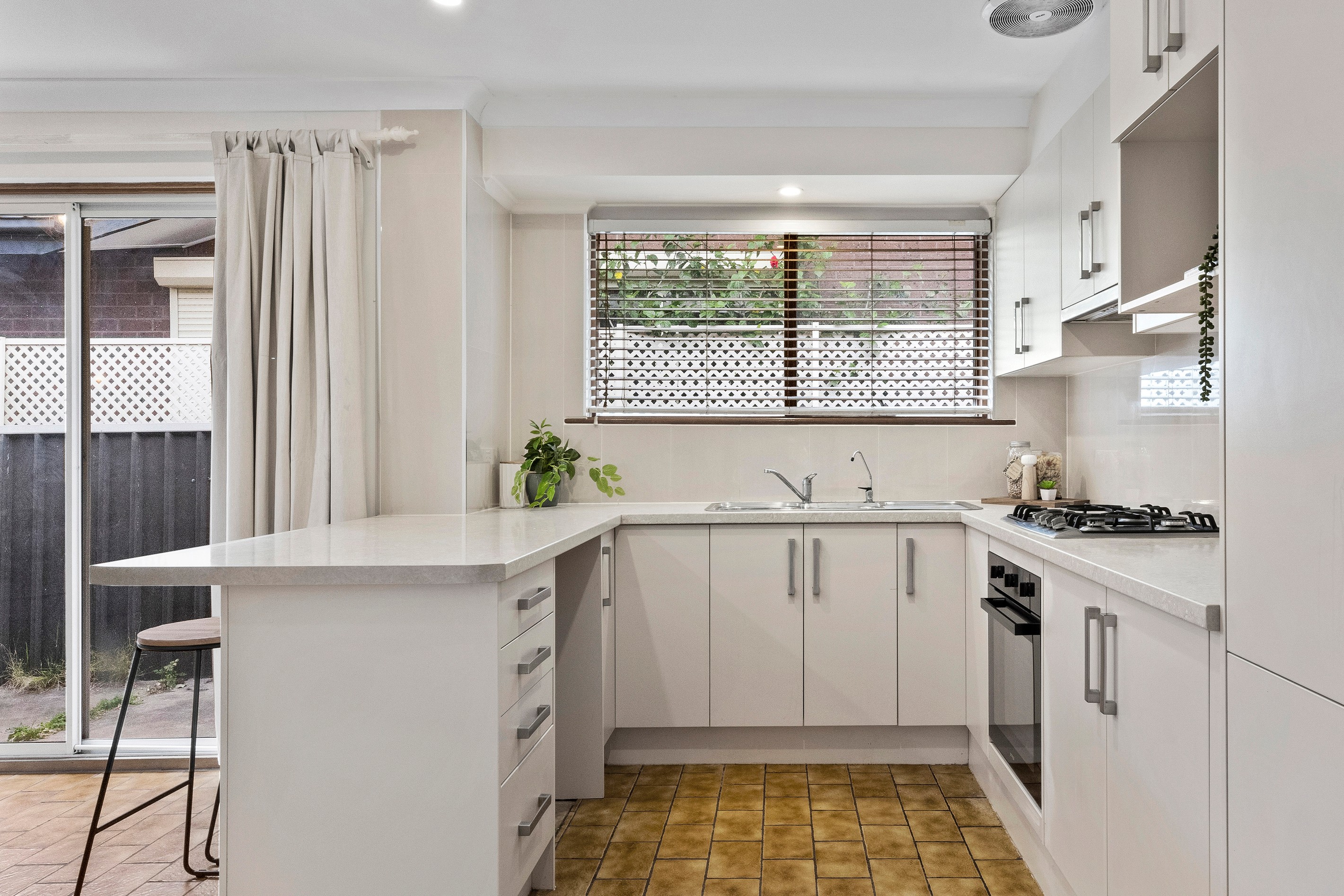 28 Woodley Avenue, Newton, SA 5074