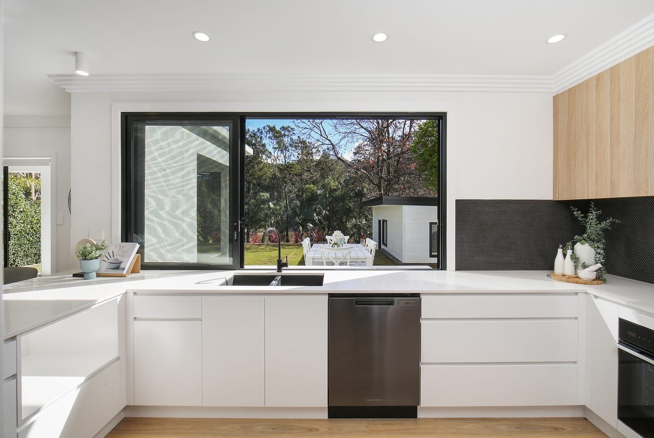 88 Lake Shore Drive, North Avoca, NSW 2260