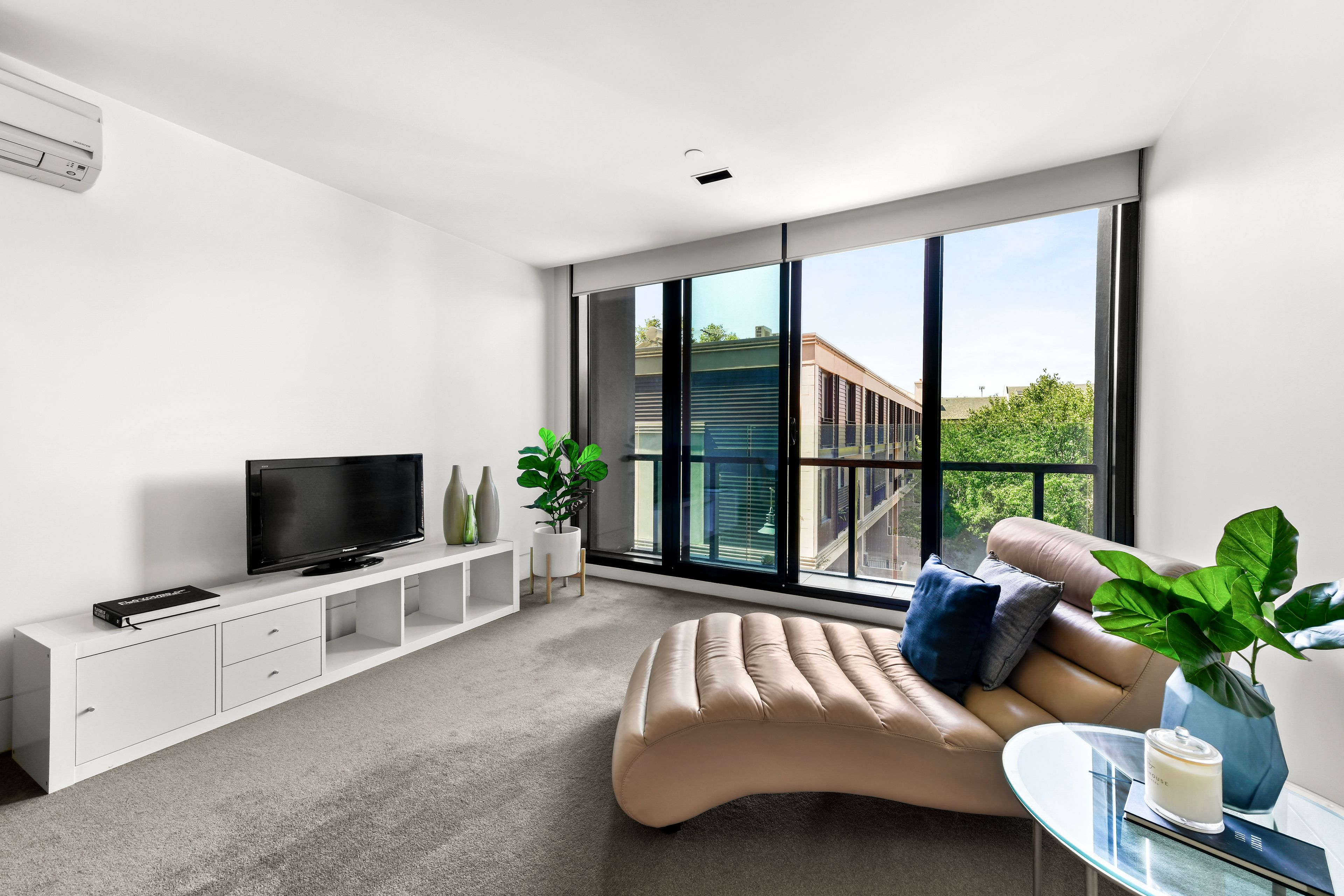 211/279 Wellington Parade South, East Melbourne, VIC 3002