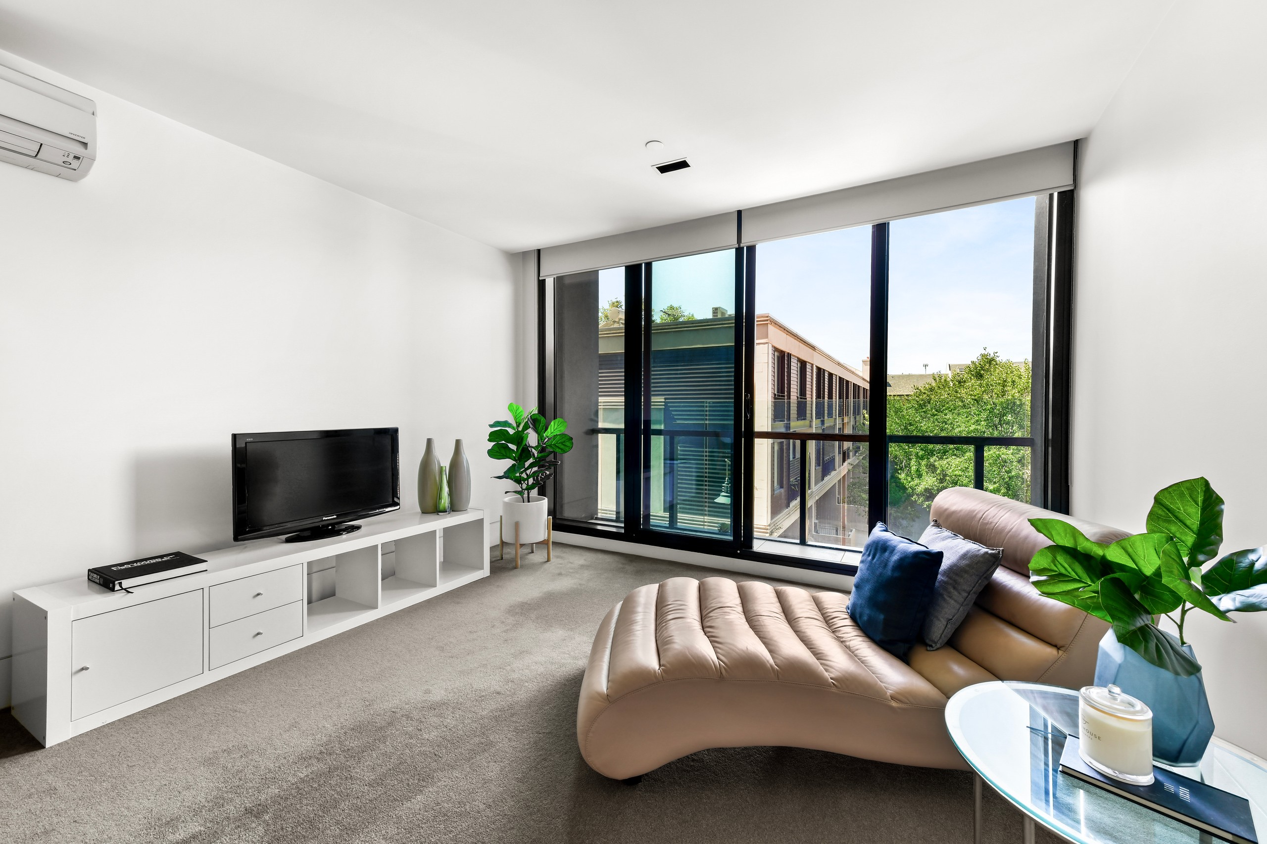 211/279 Wellington Parade South, East Melbourne, VIC 3002