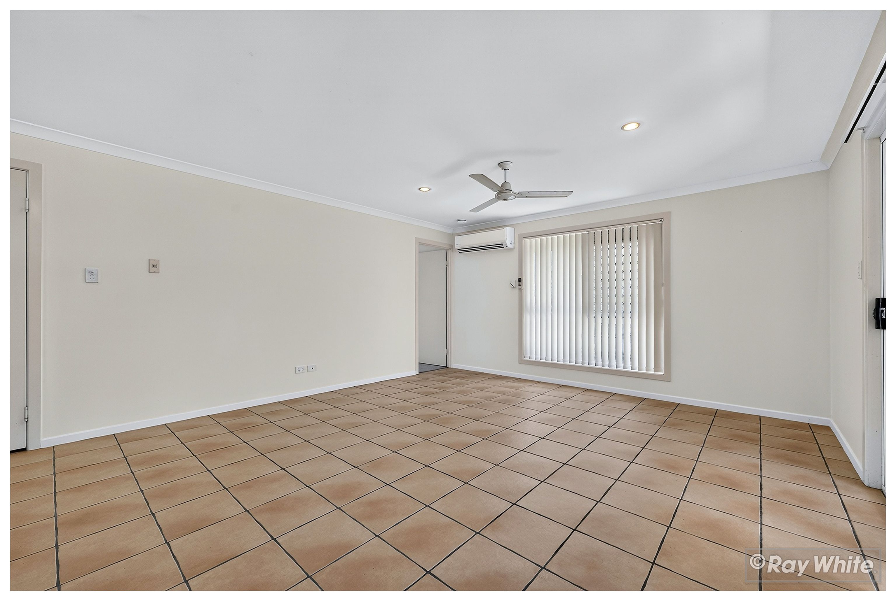 24 Lilydale Close — photo 15 of 30