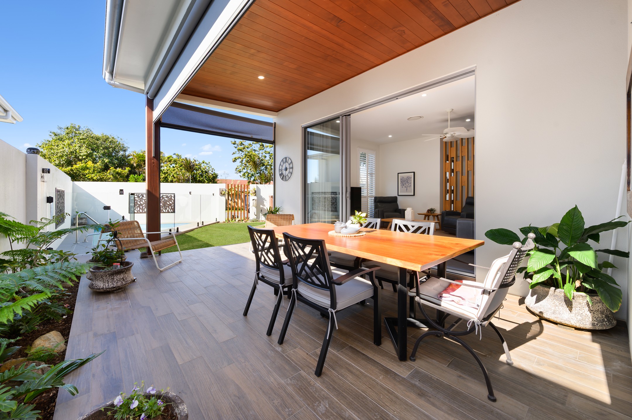 15a Wewak Avenue, Runaway Bay, QLD 4216